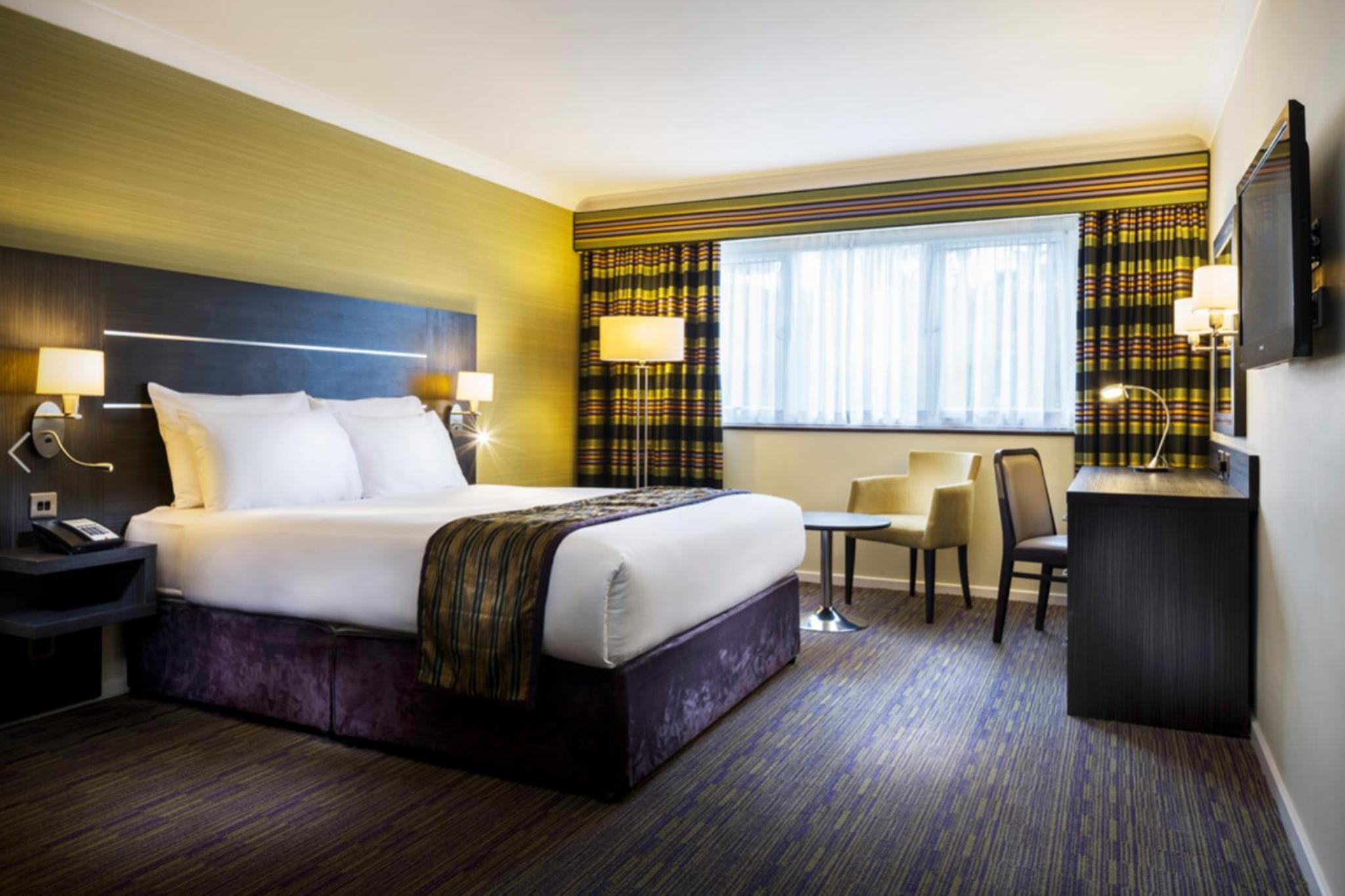 Standard King Room - Photo 1