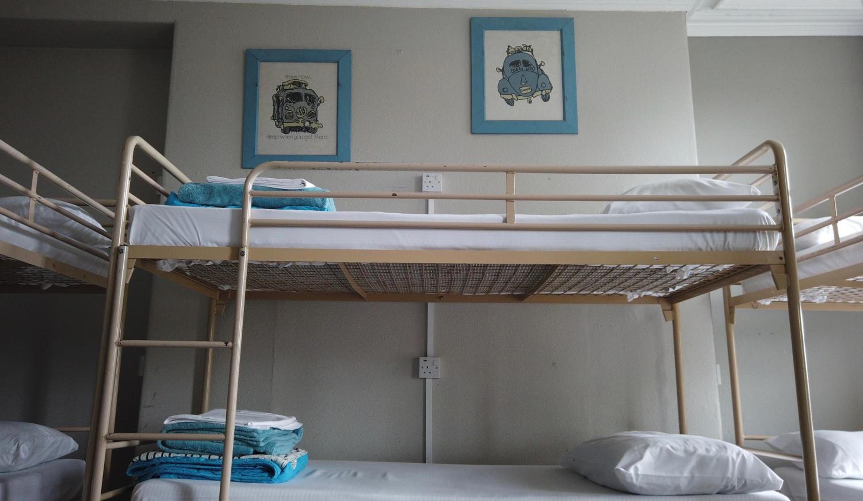 Bed in 8-Bed Mixed Dormitory Room with Shared Bathrooms photo 1