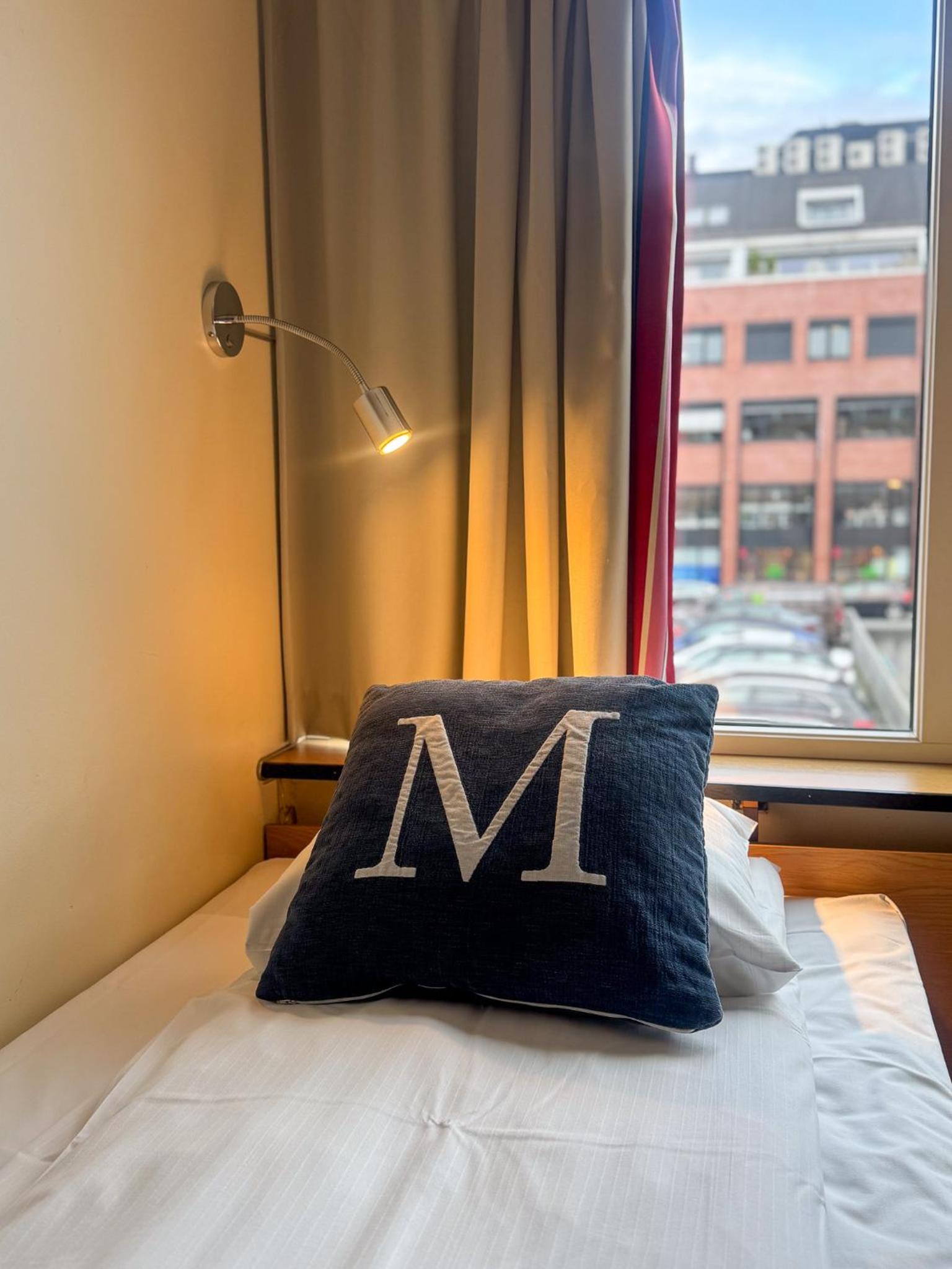 Compact Single Room photo 2