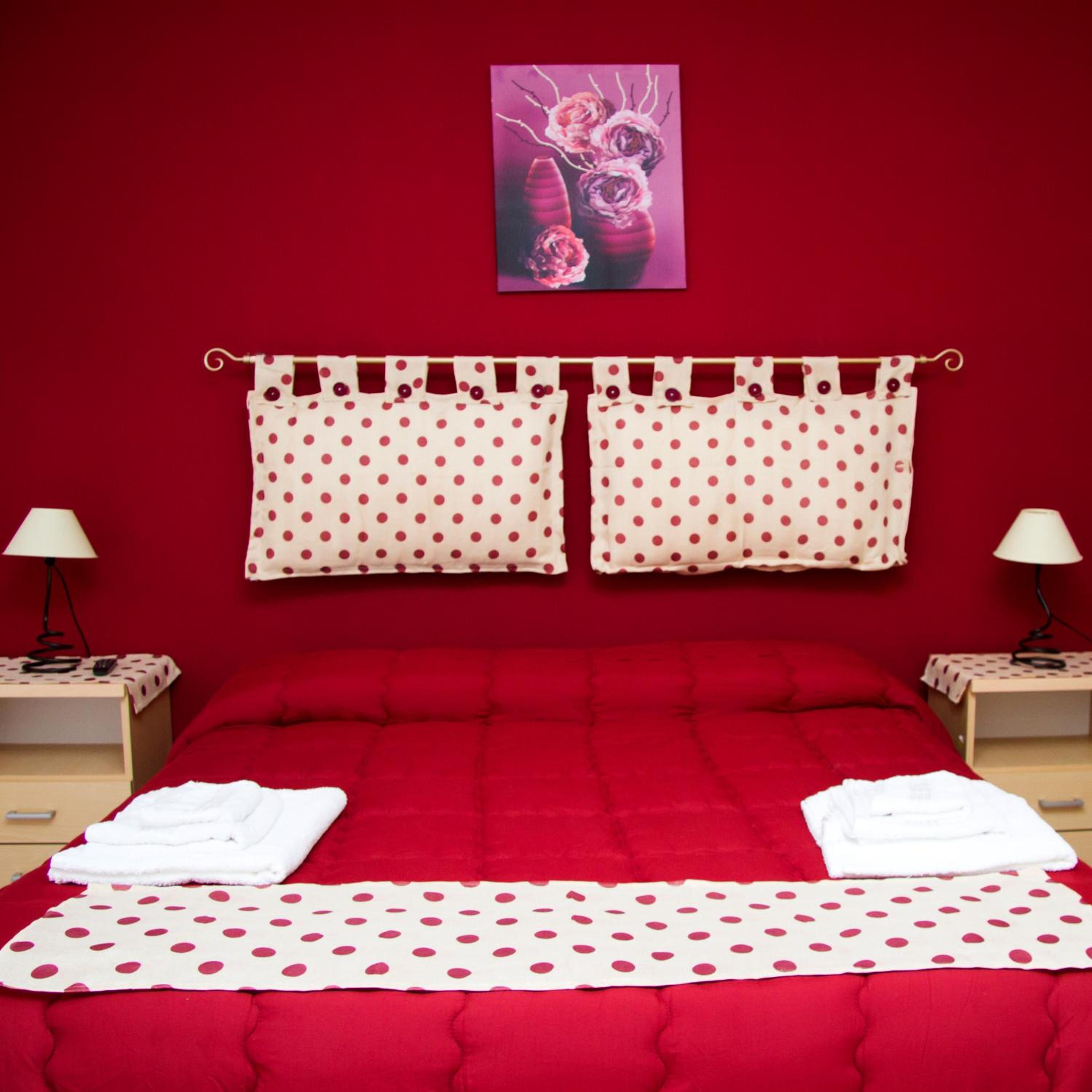 Studio Apartment photo 1