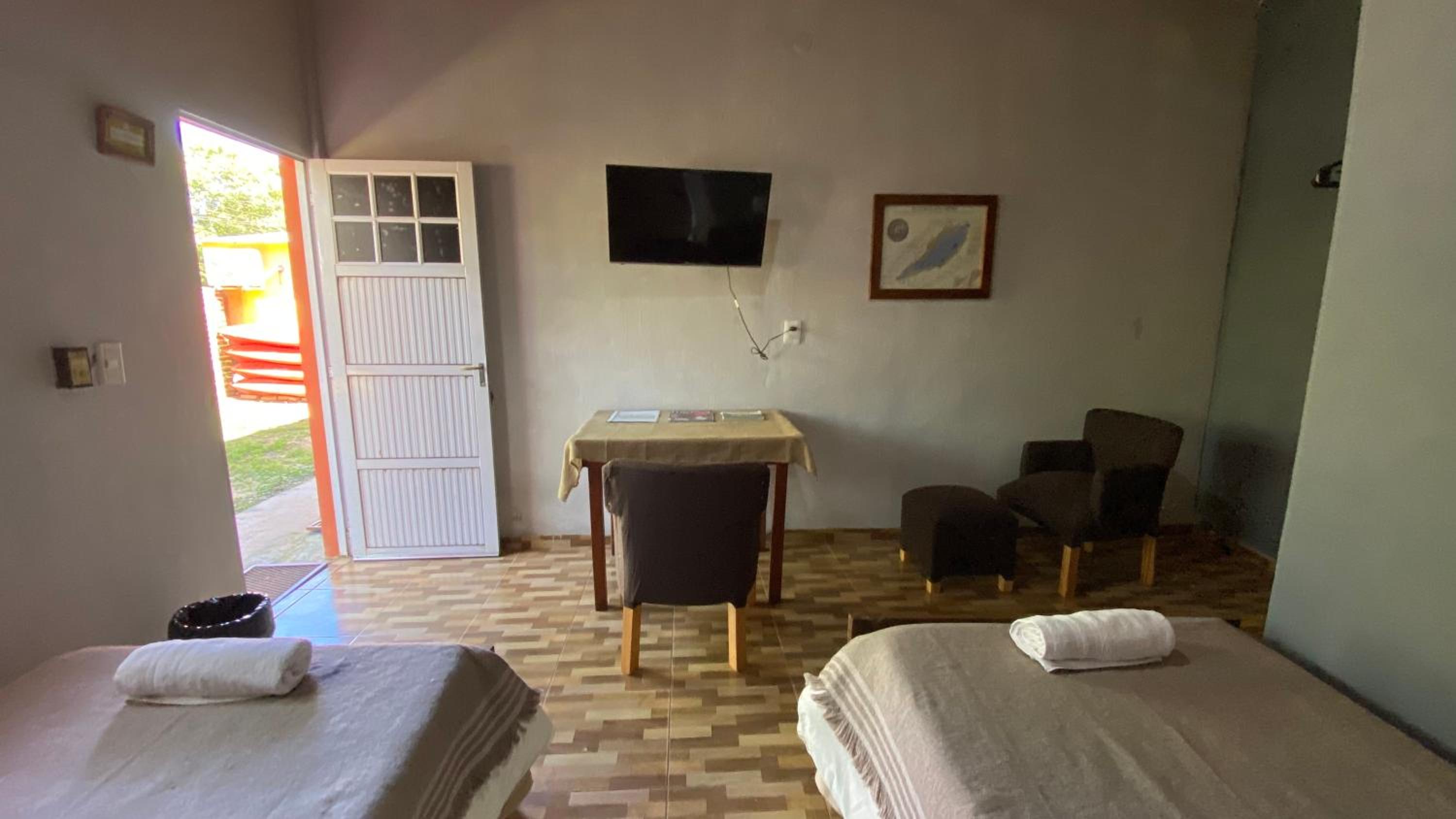 Twin Room with Private Bathroom photo 2