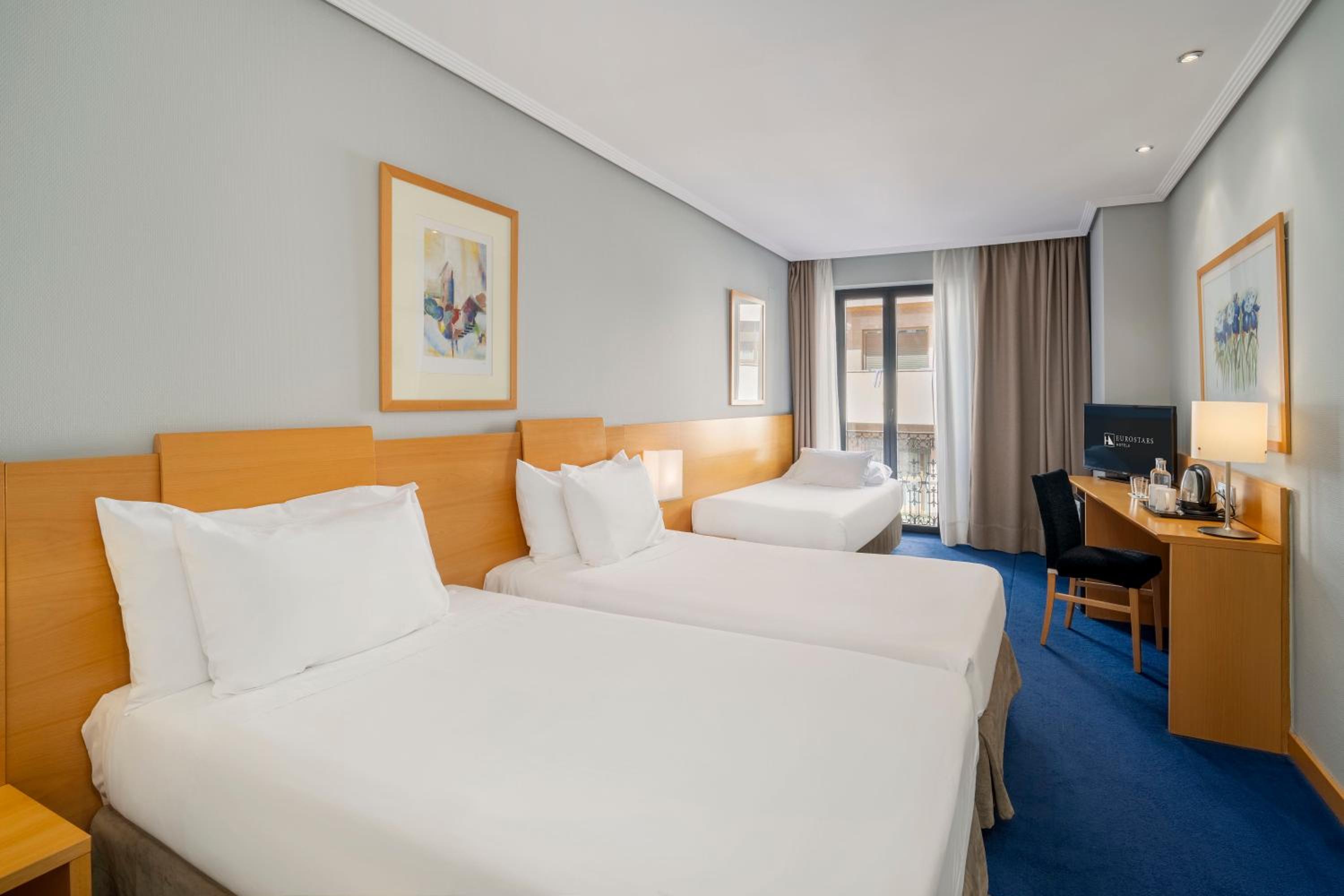 Triple Room - Photo 1