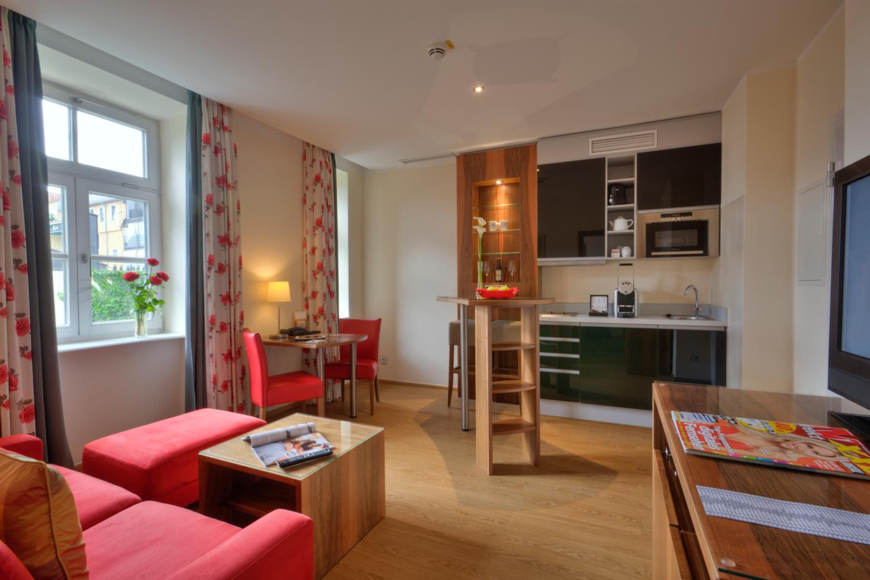 Junior Suite (2 Adults) photo 1