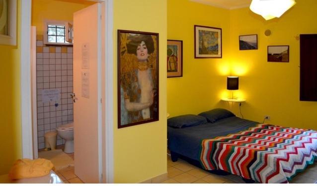 One-Bedroom Apartment photo 3
