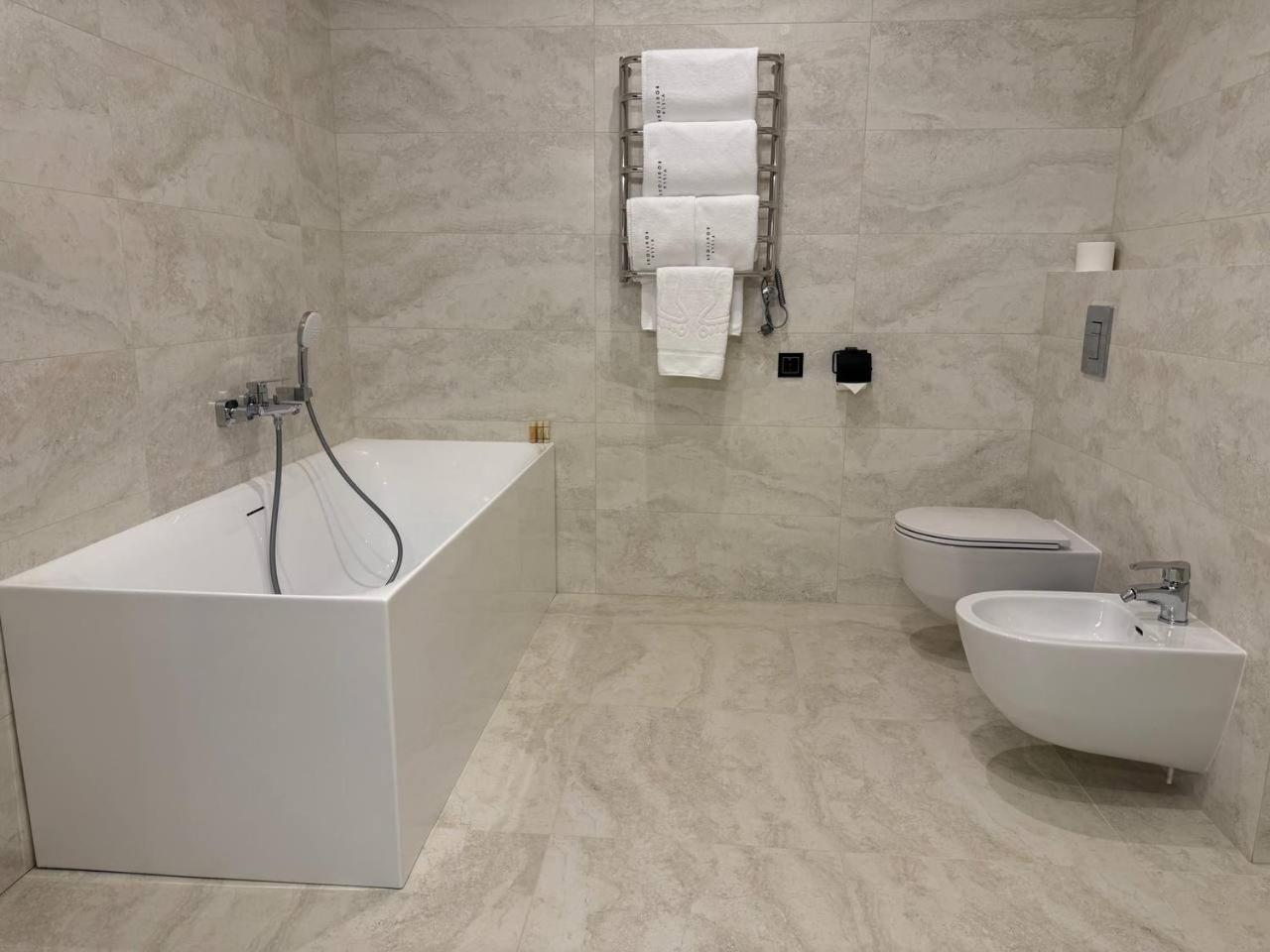 Presidential Suite photo 3