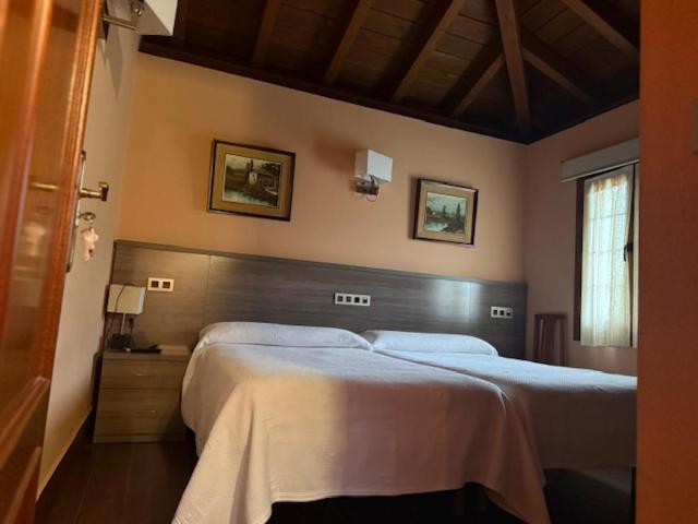 Standard Twin Room photo 3