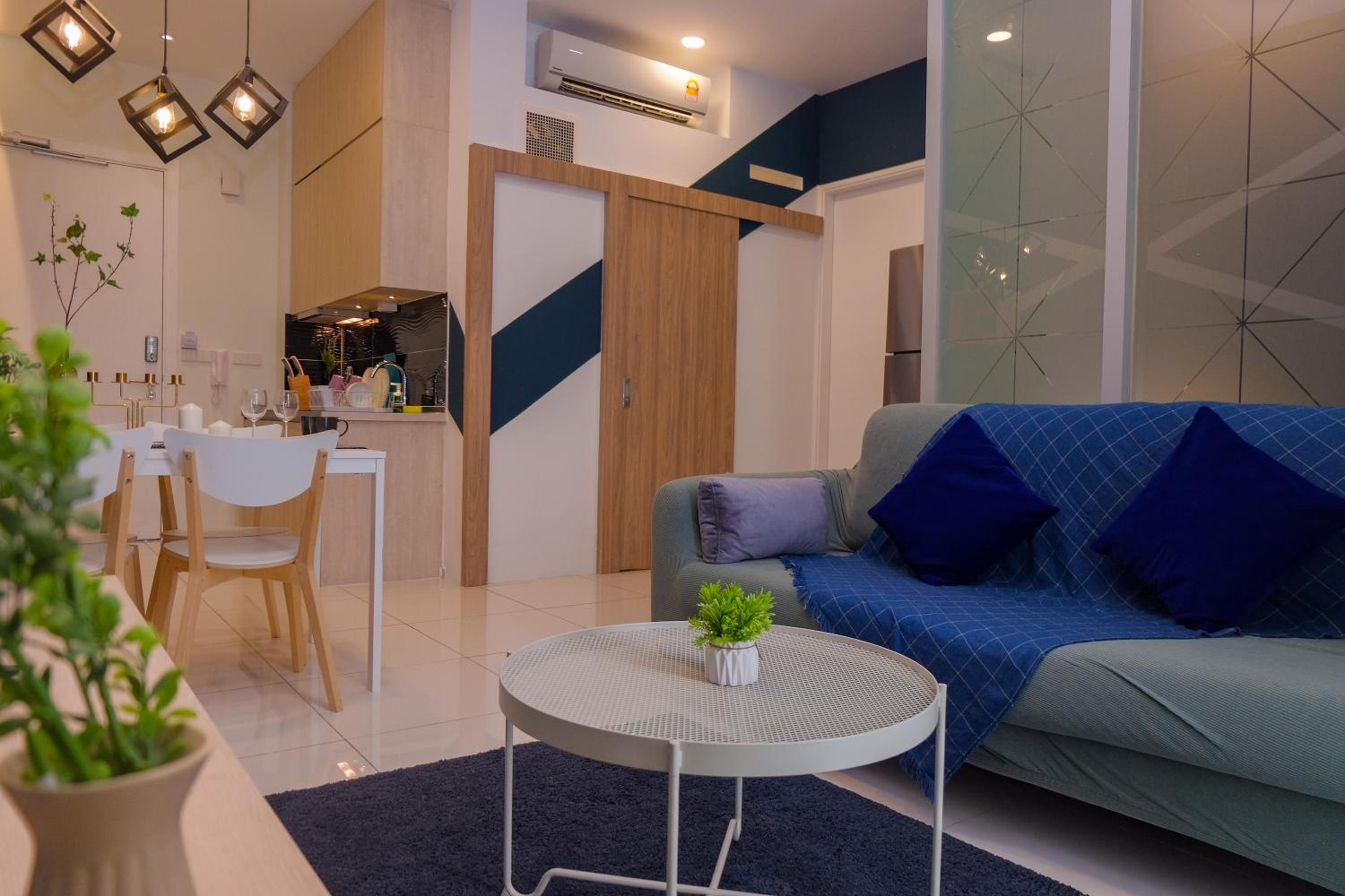 Three-Bedroom Superior Apartment