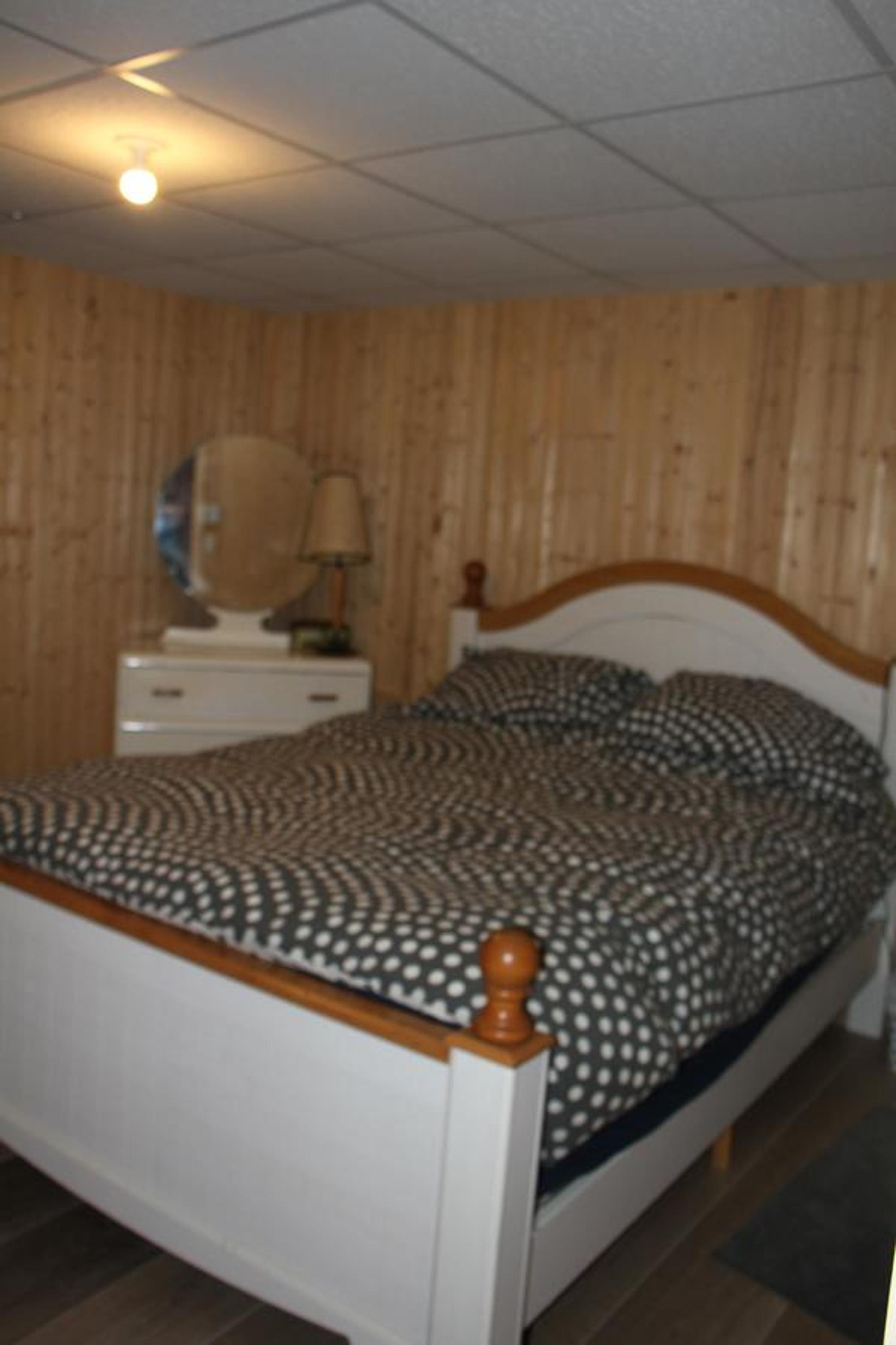 Queen Room photo 1