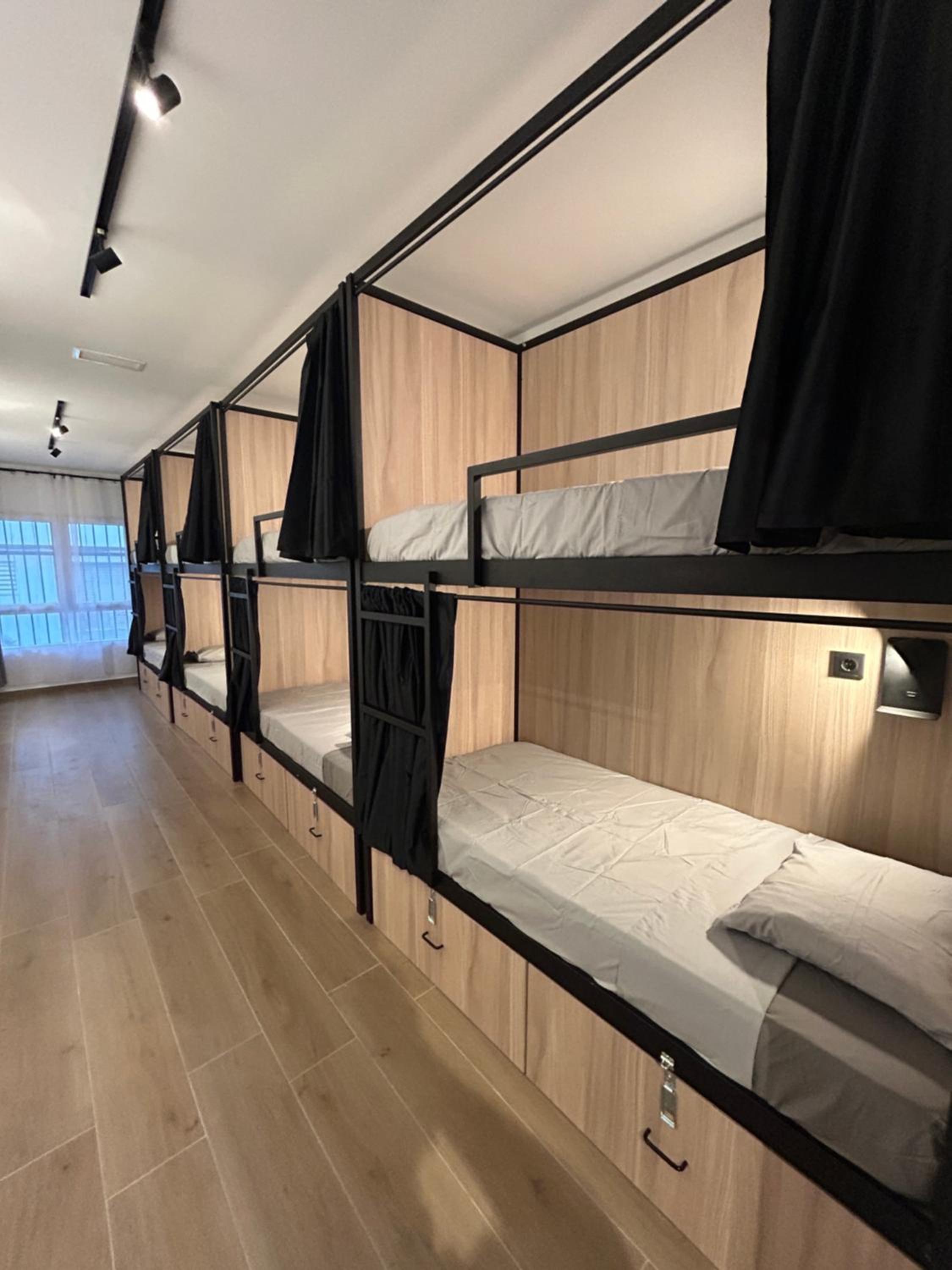 Bed in 8-Bed Mixed Dormitory Room