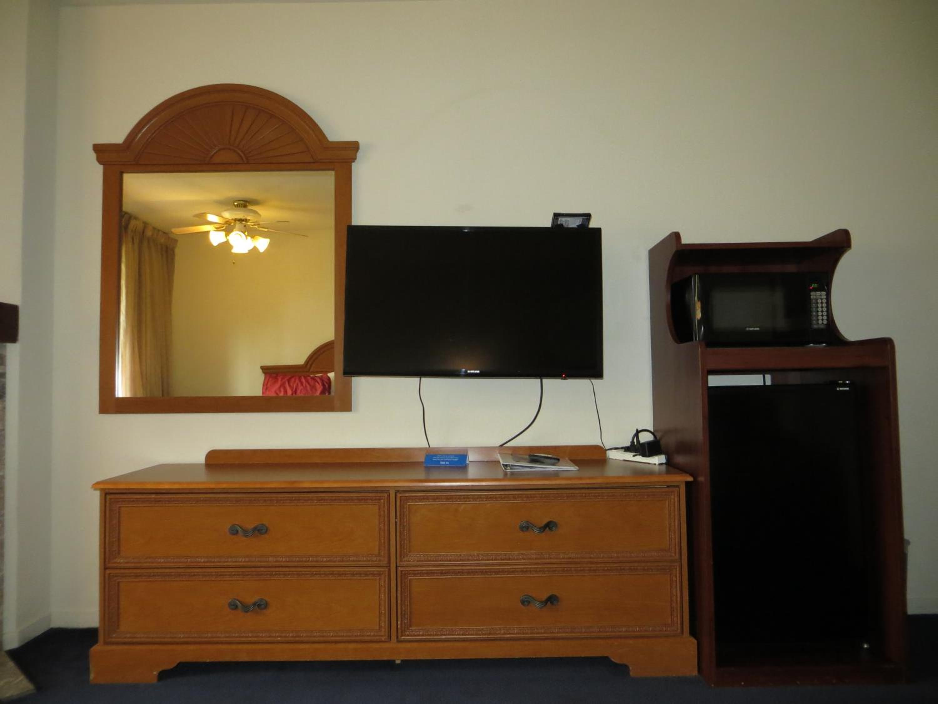 King Room with Fireplace