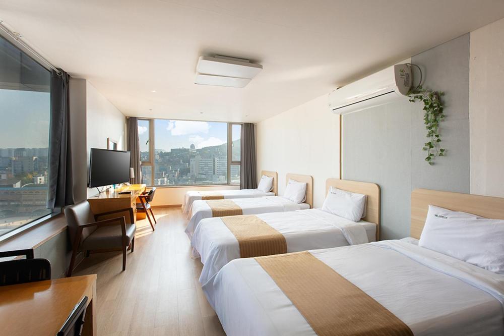 Deluxe Quadruple Room photo 1