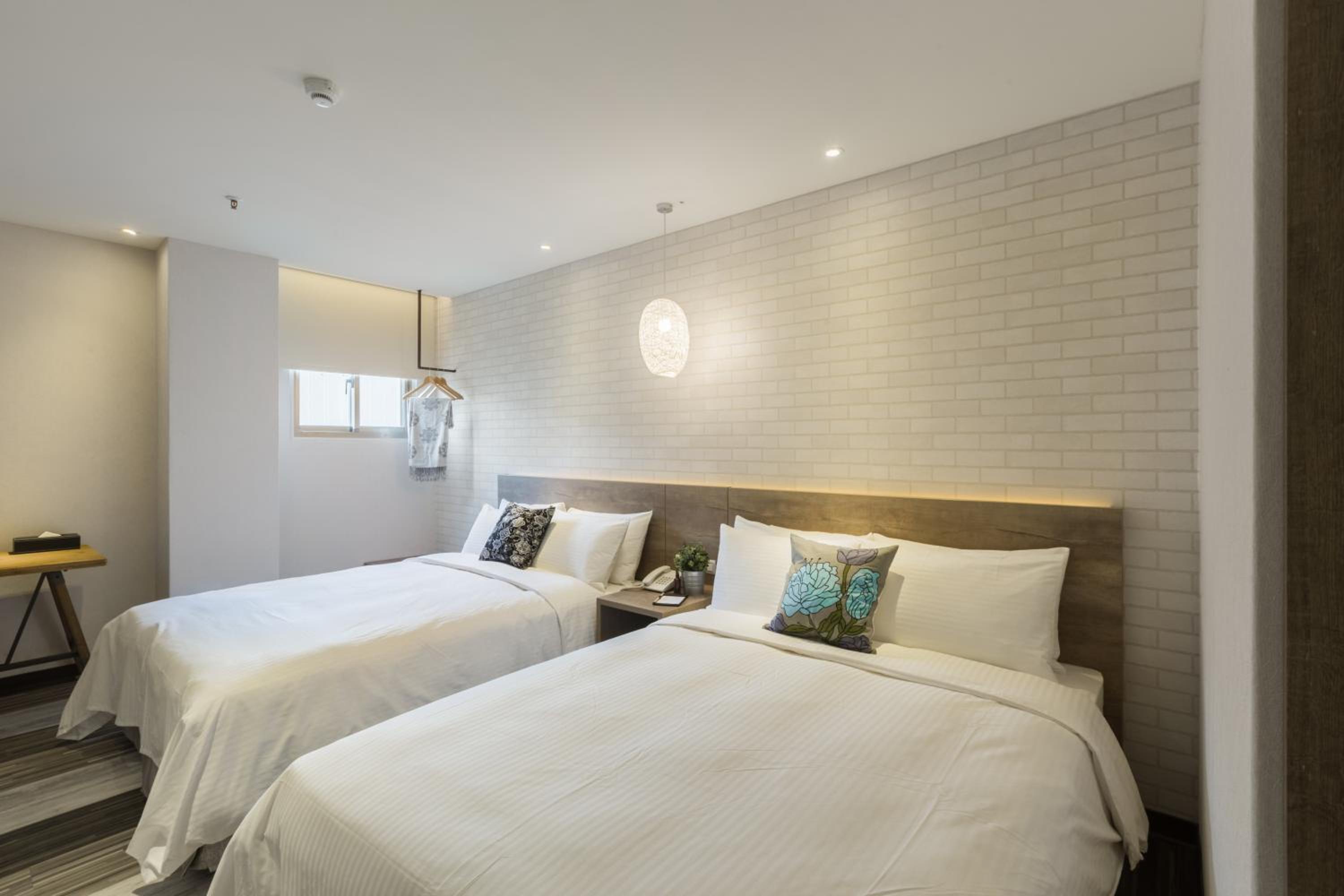 Classic Quadruple Room photo 3