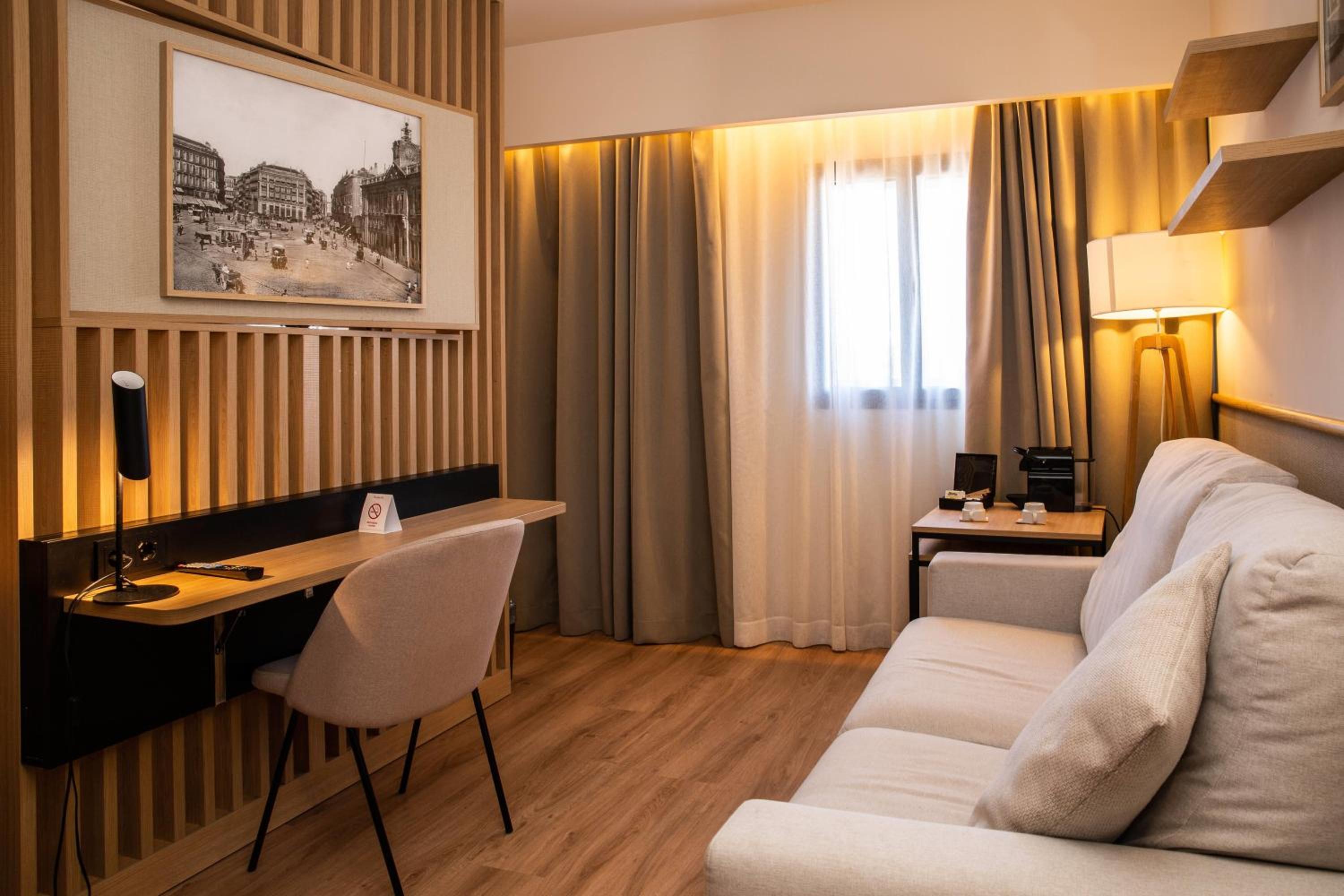 Superior Double Room - Non-Smoking photo 3