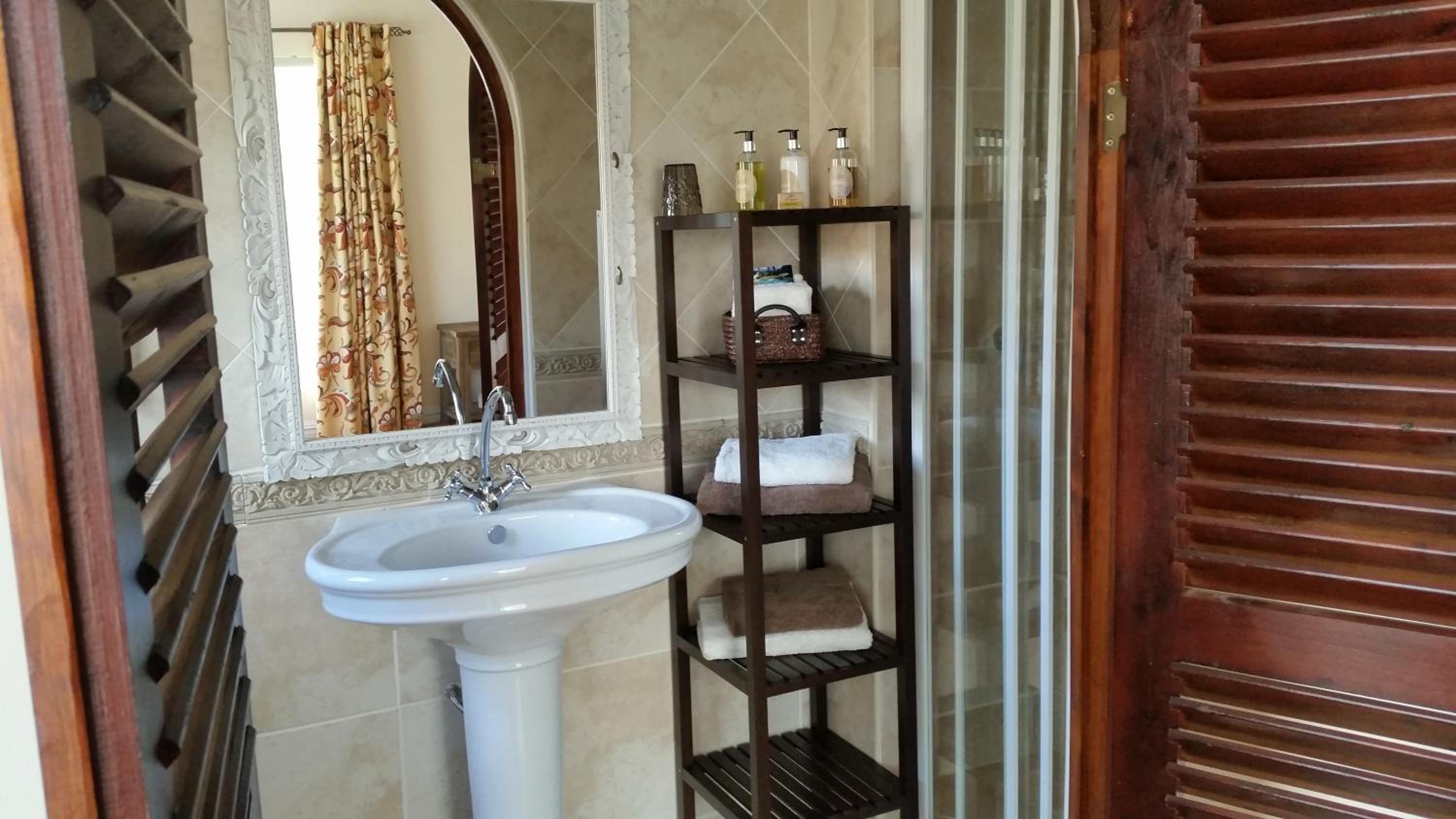 Double Room - Plumeria photo 2