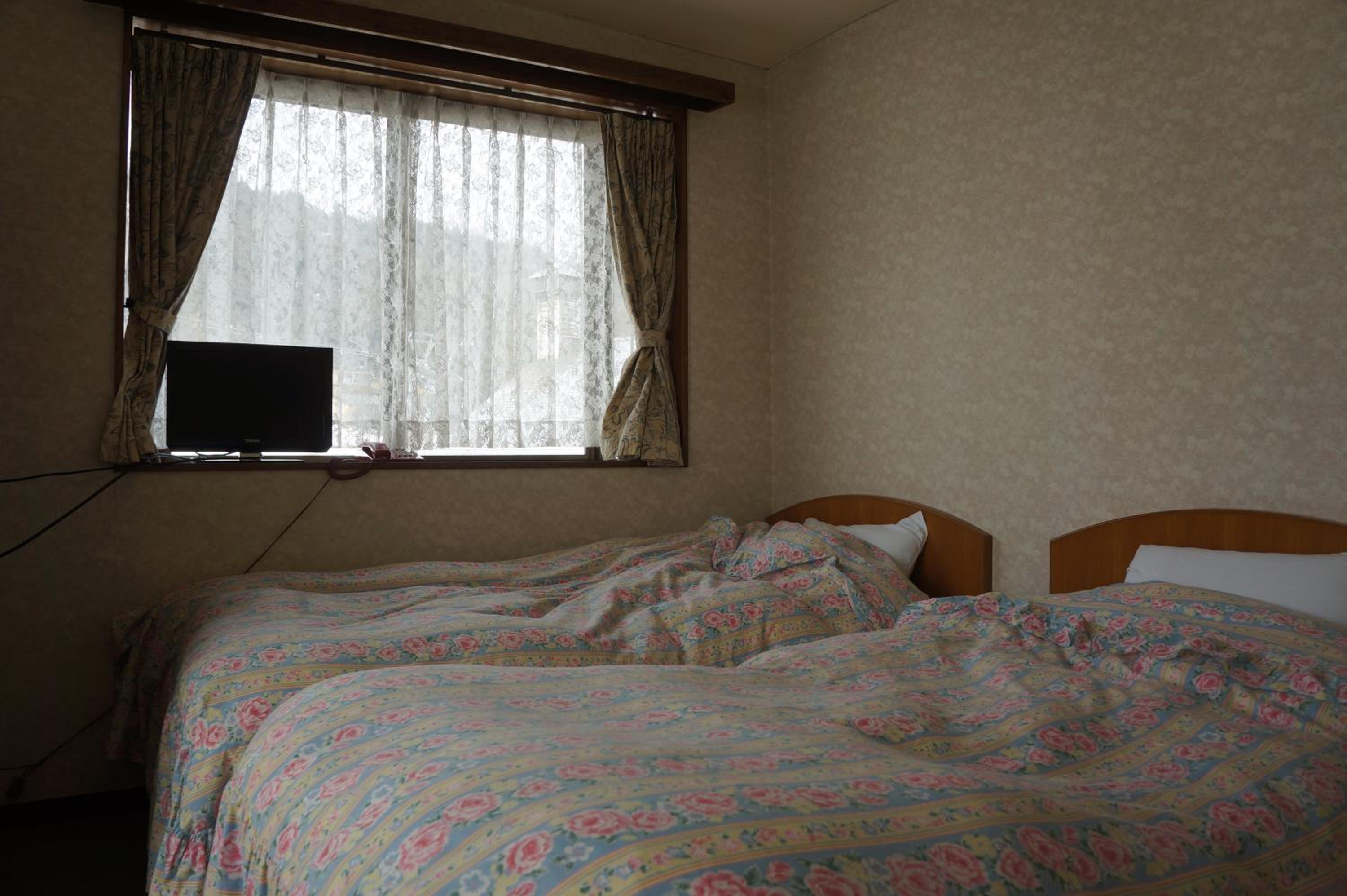 Twin Room with Extra Bed photo 3