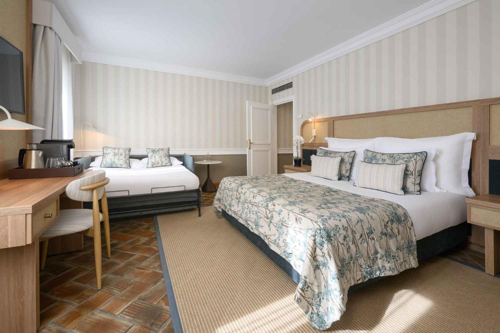 Deluxe Double or Twin Room with Garden View
