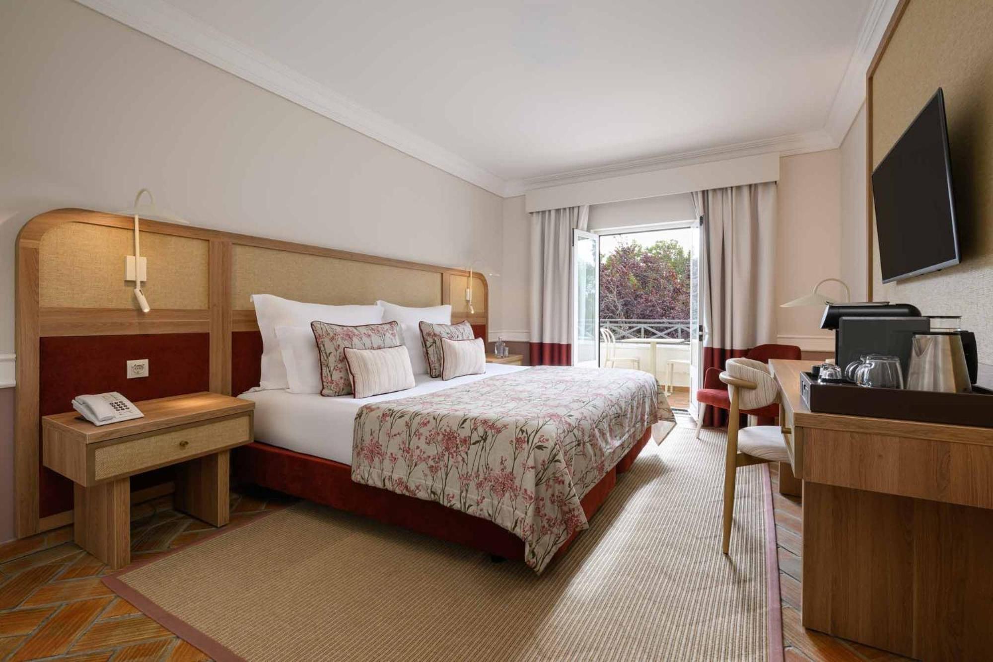 Standard Double or Twin Room with Balcony - Photo 1