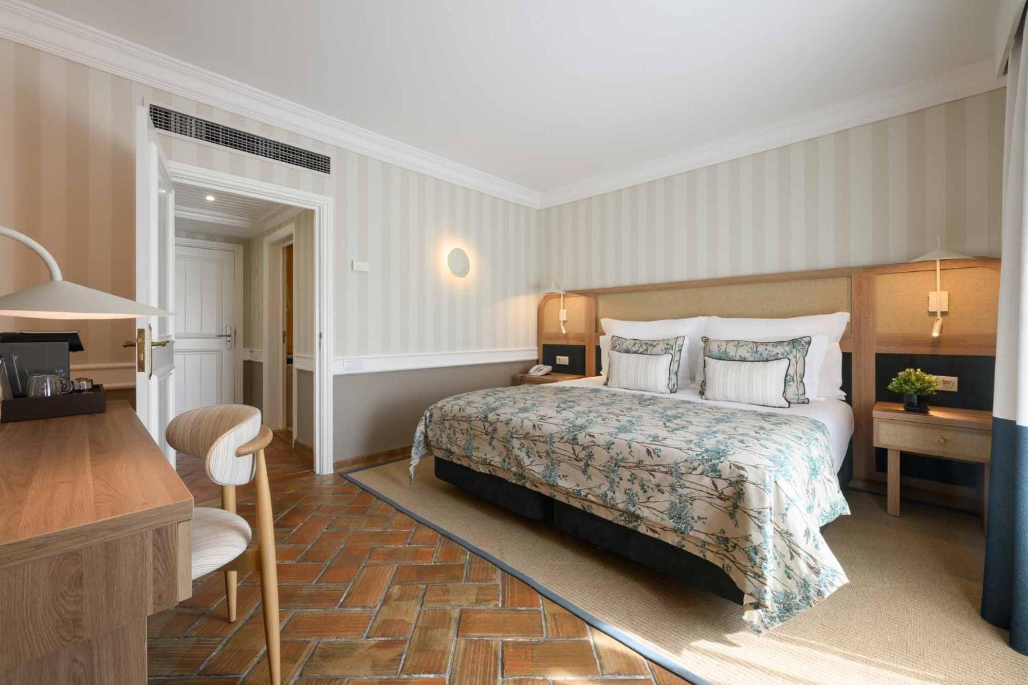 Superior Double or Twin Room with Garden View - Photo 2