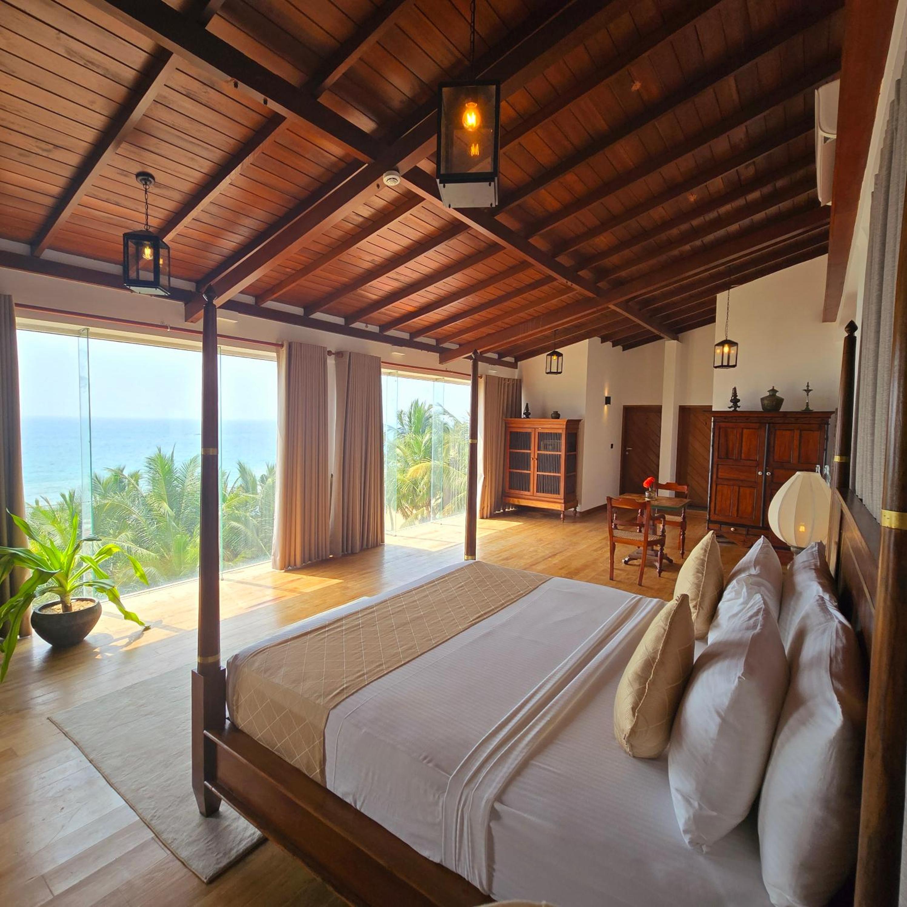 Family Suite Direct Ocean View
