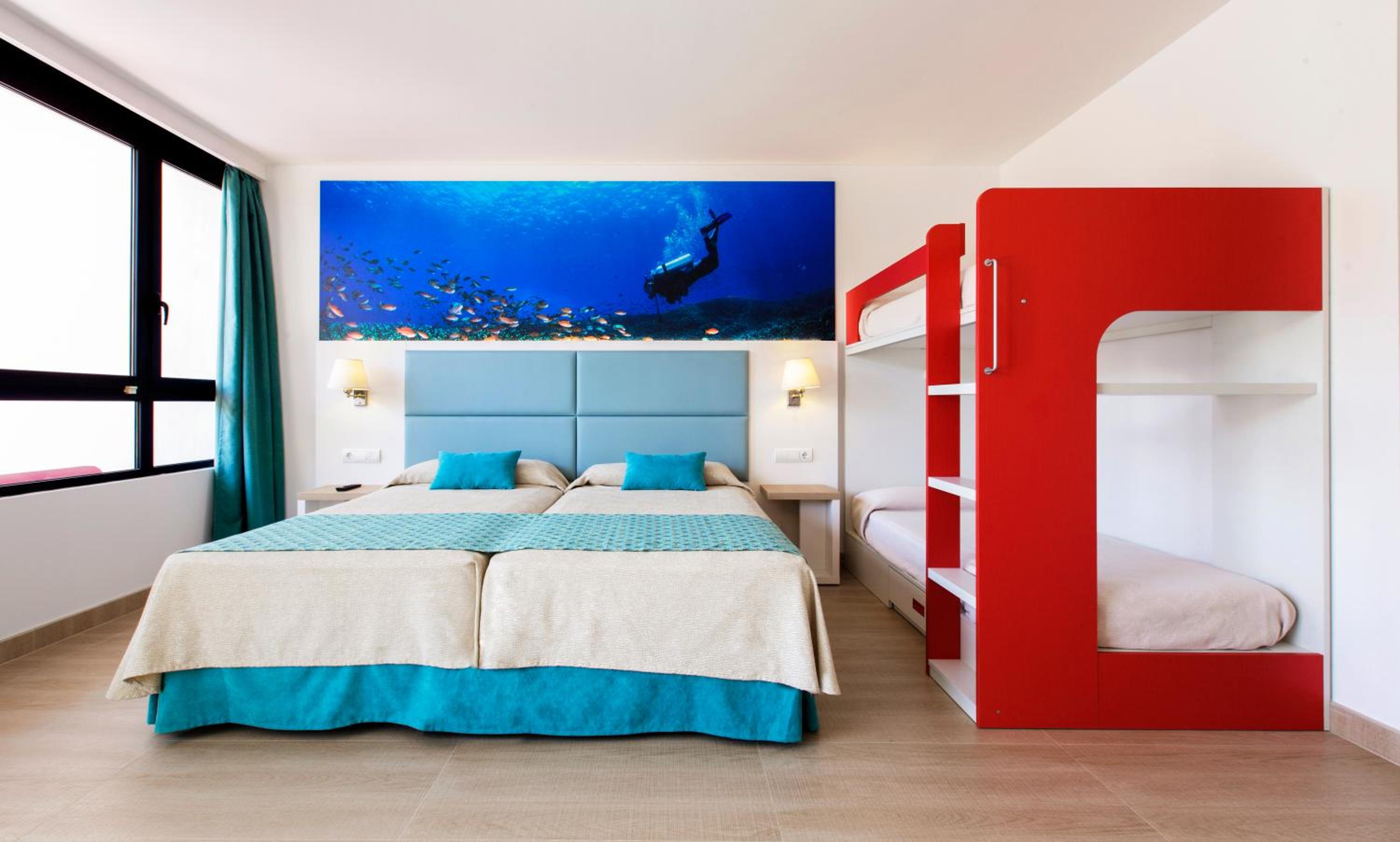 Habitación Familiar (2 Adultos + 2 Niños)