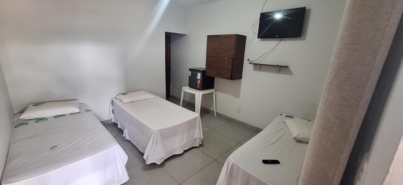 Economy Triple Room photo 3