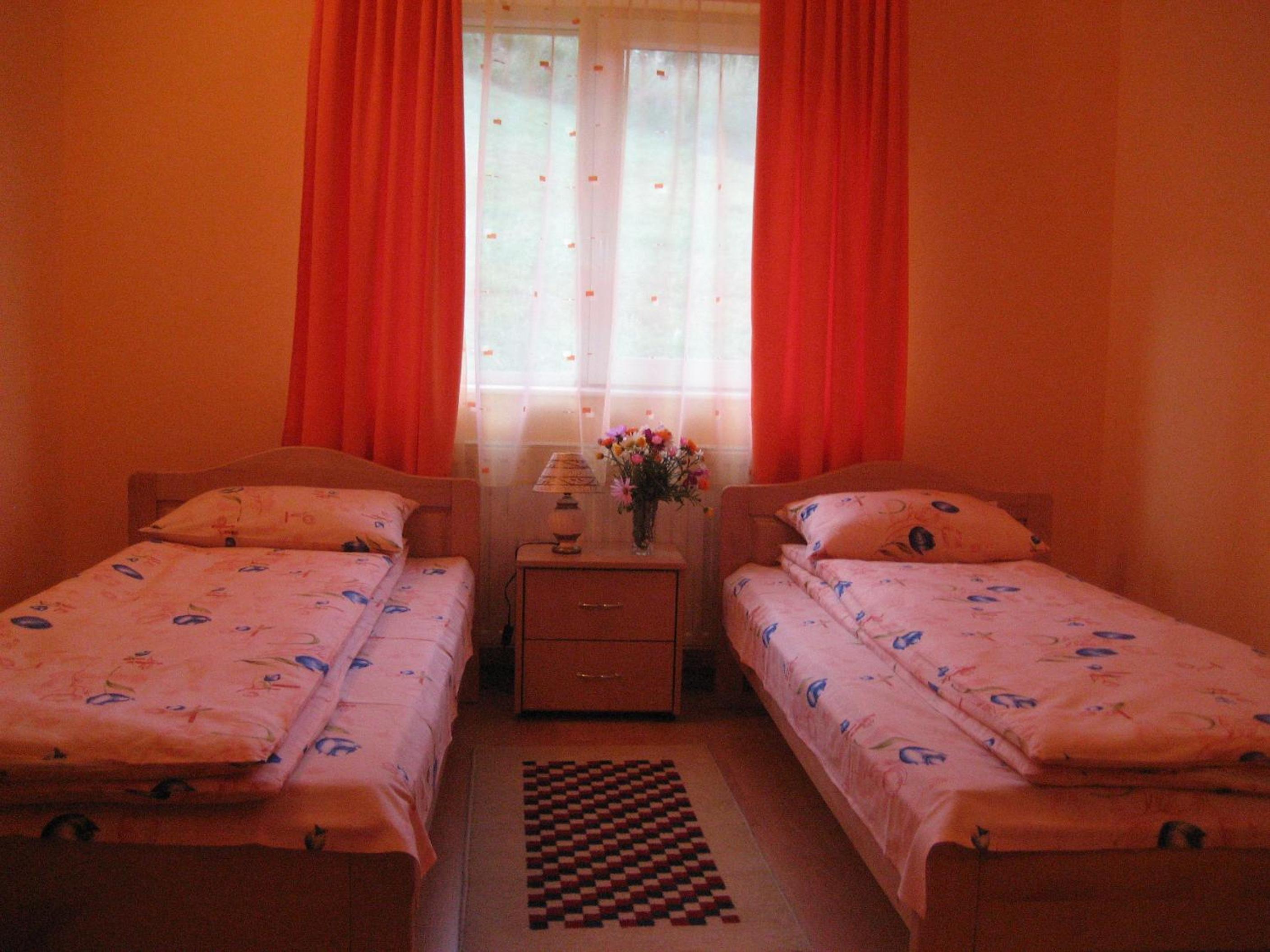 Double or Twin Room with Private Bathroom photo 1