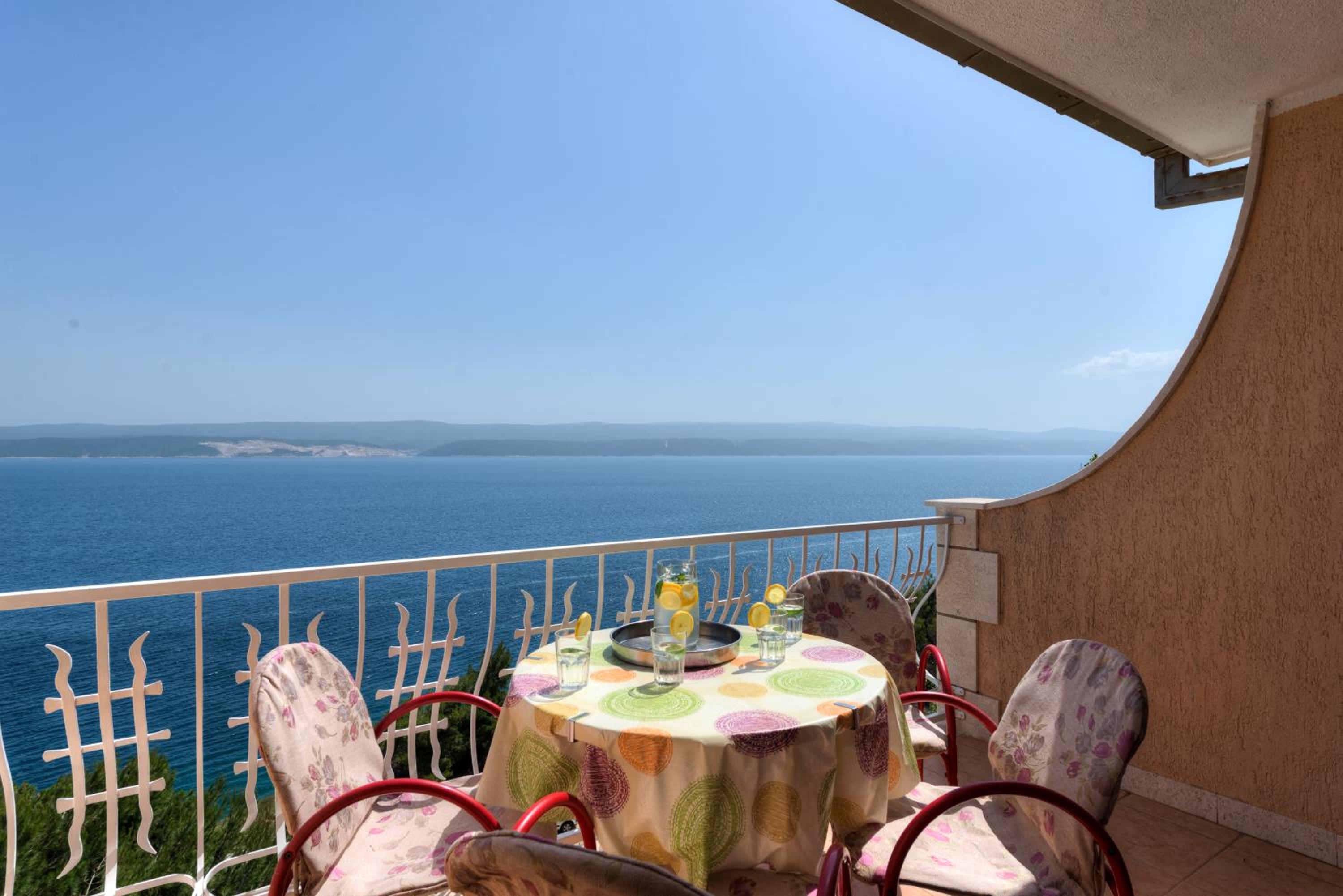 Apartment with Sea View photo 3