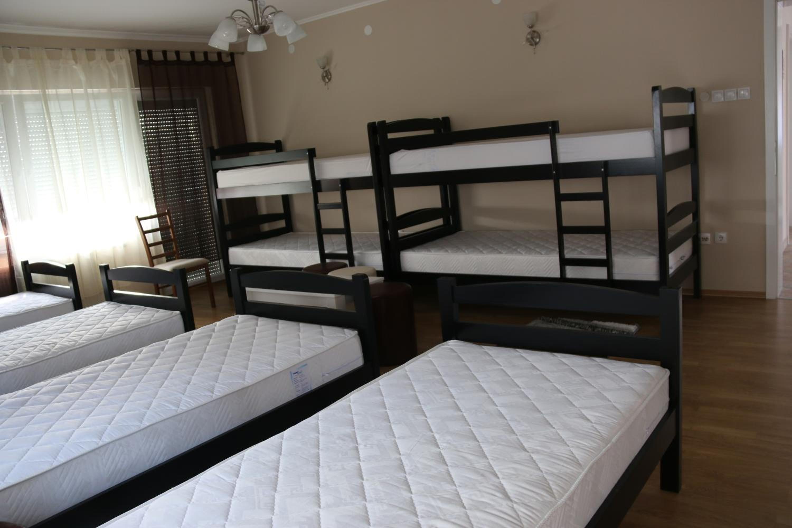 Bed In 8-Bed Dormitory Room photo 2
