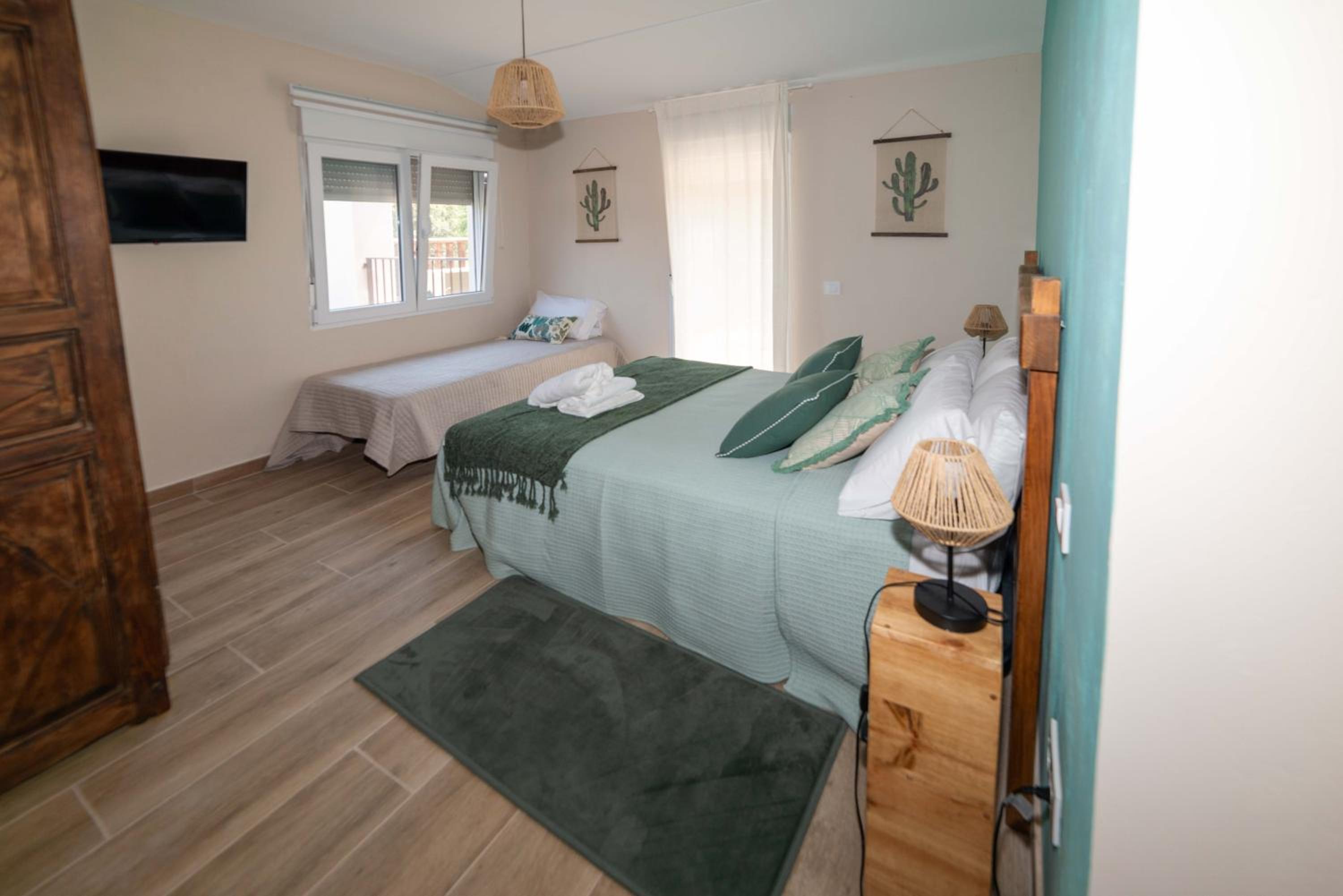 Comfort Triple Room