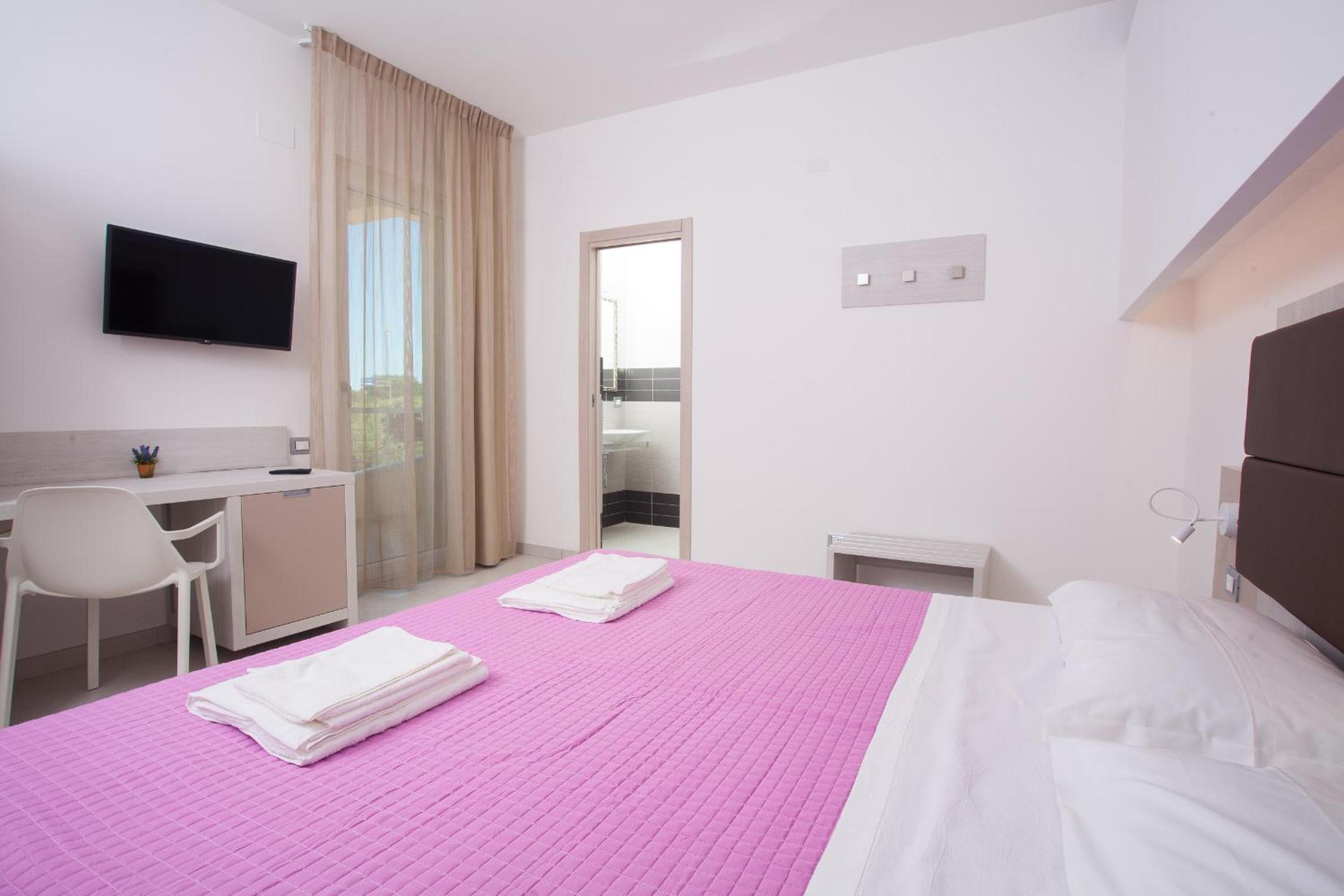 Superior Double or Twin Room with Garden View