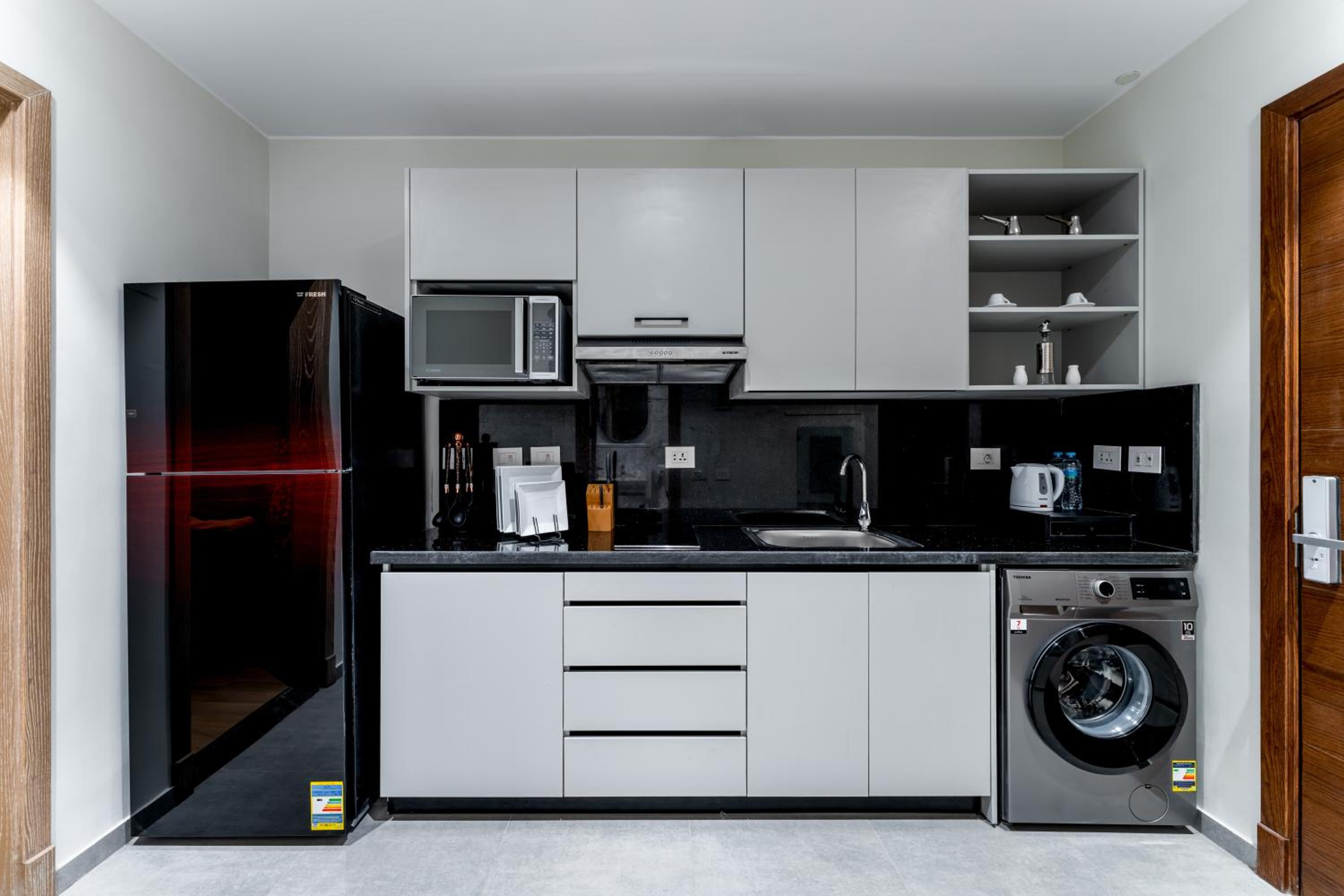Studio Apartment with King Bed