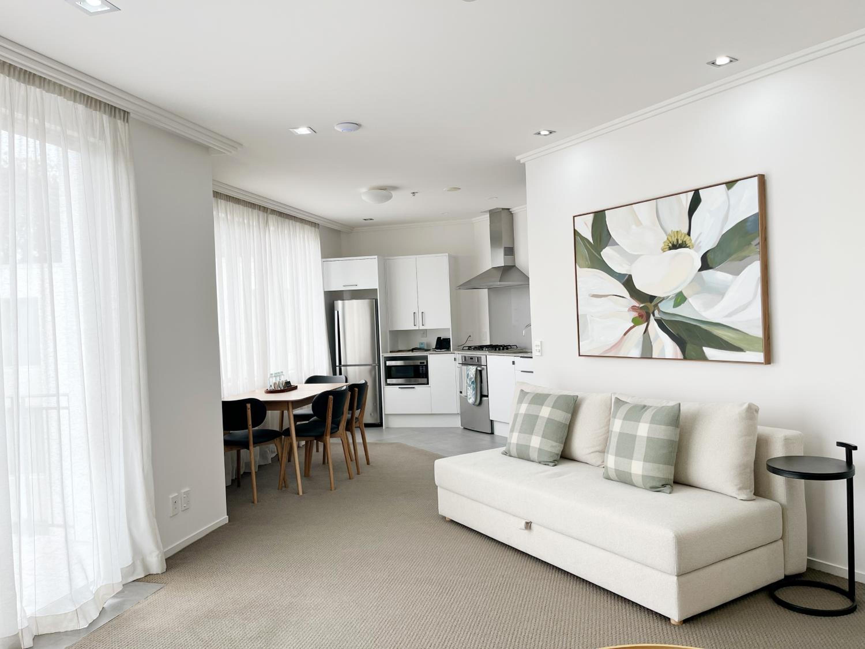 One Bedroom Urban Apartment (Apt 7) photo 1