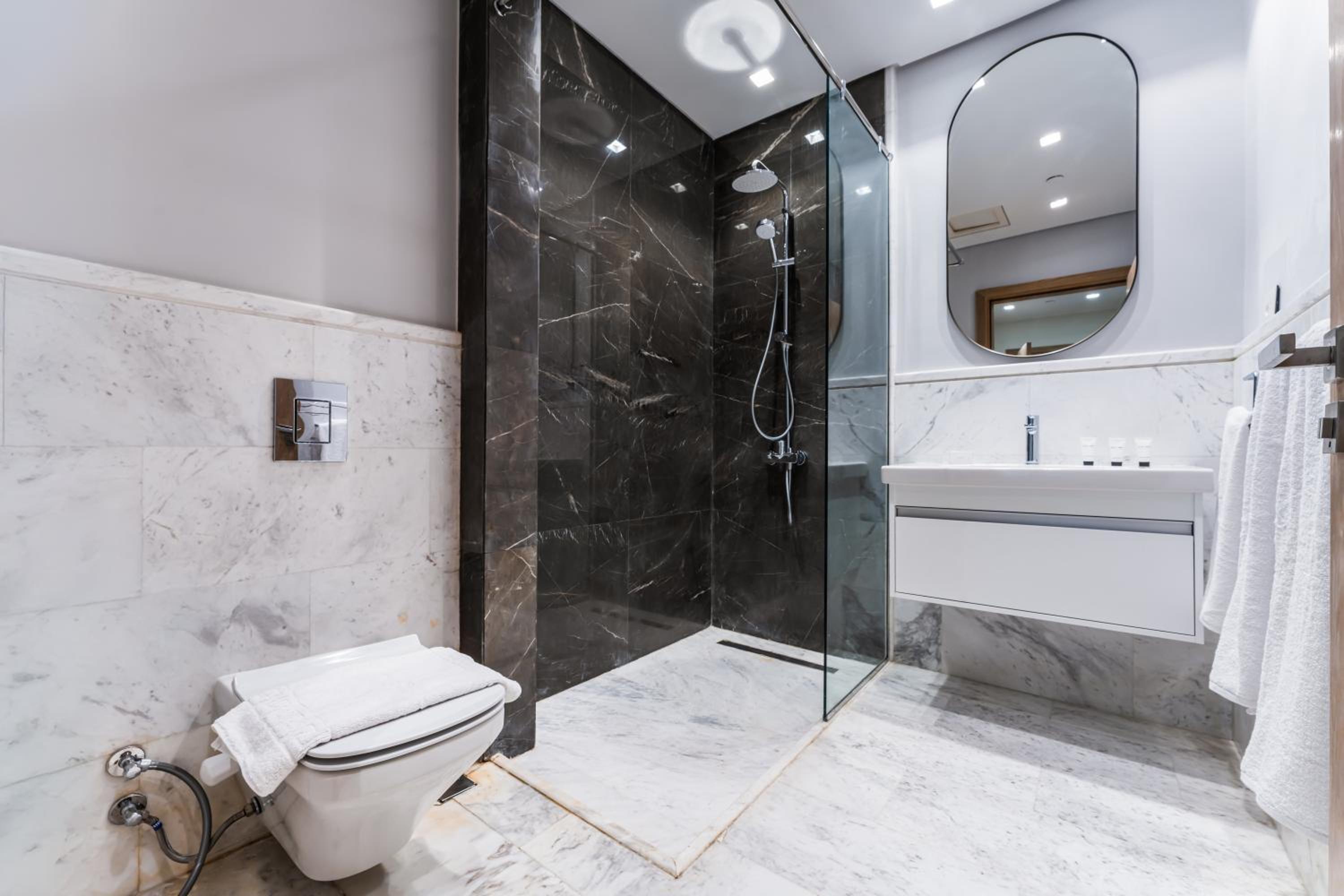 Three-Bedroom Premium Apartment with Balcony
