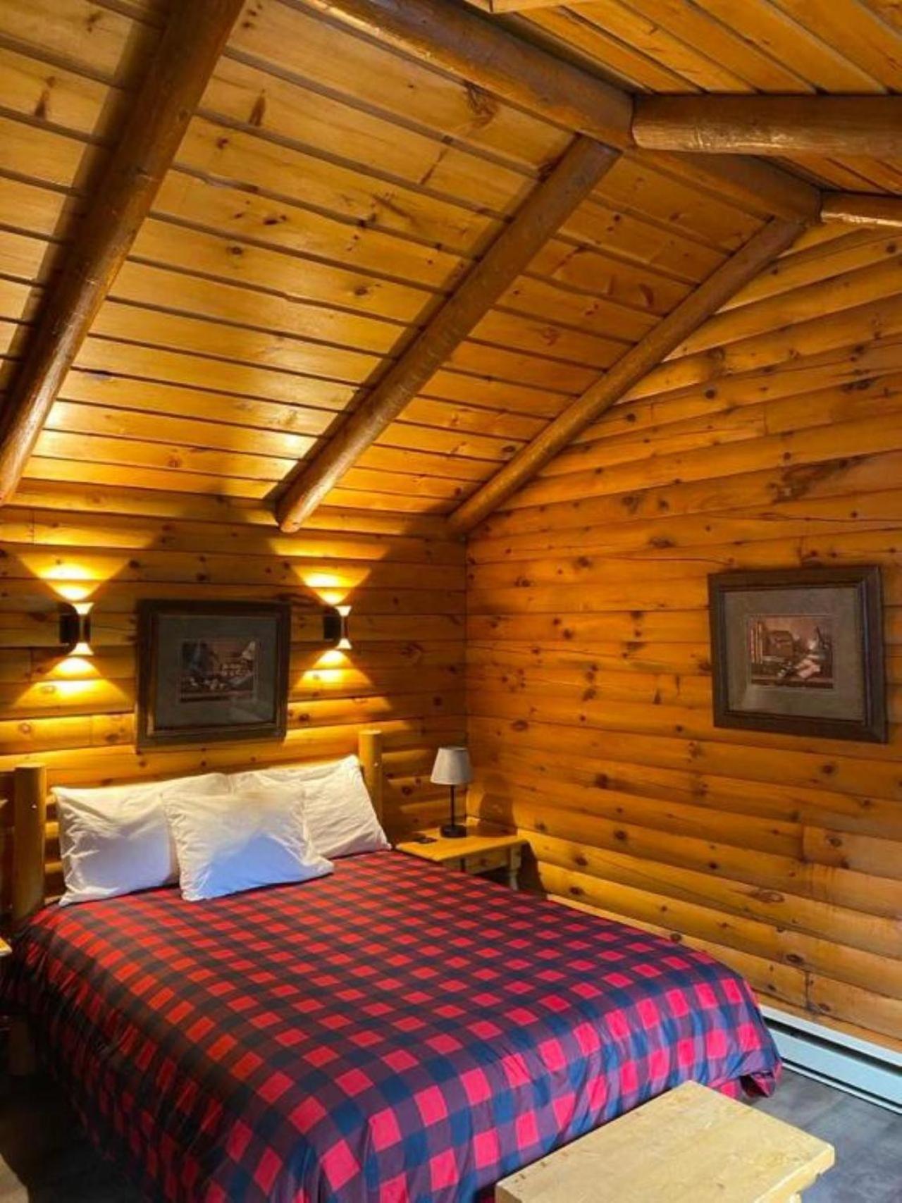 Superior Chalet photo 3