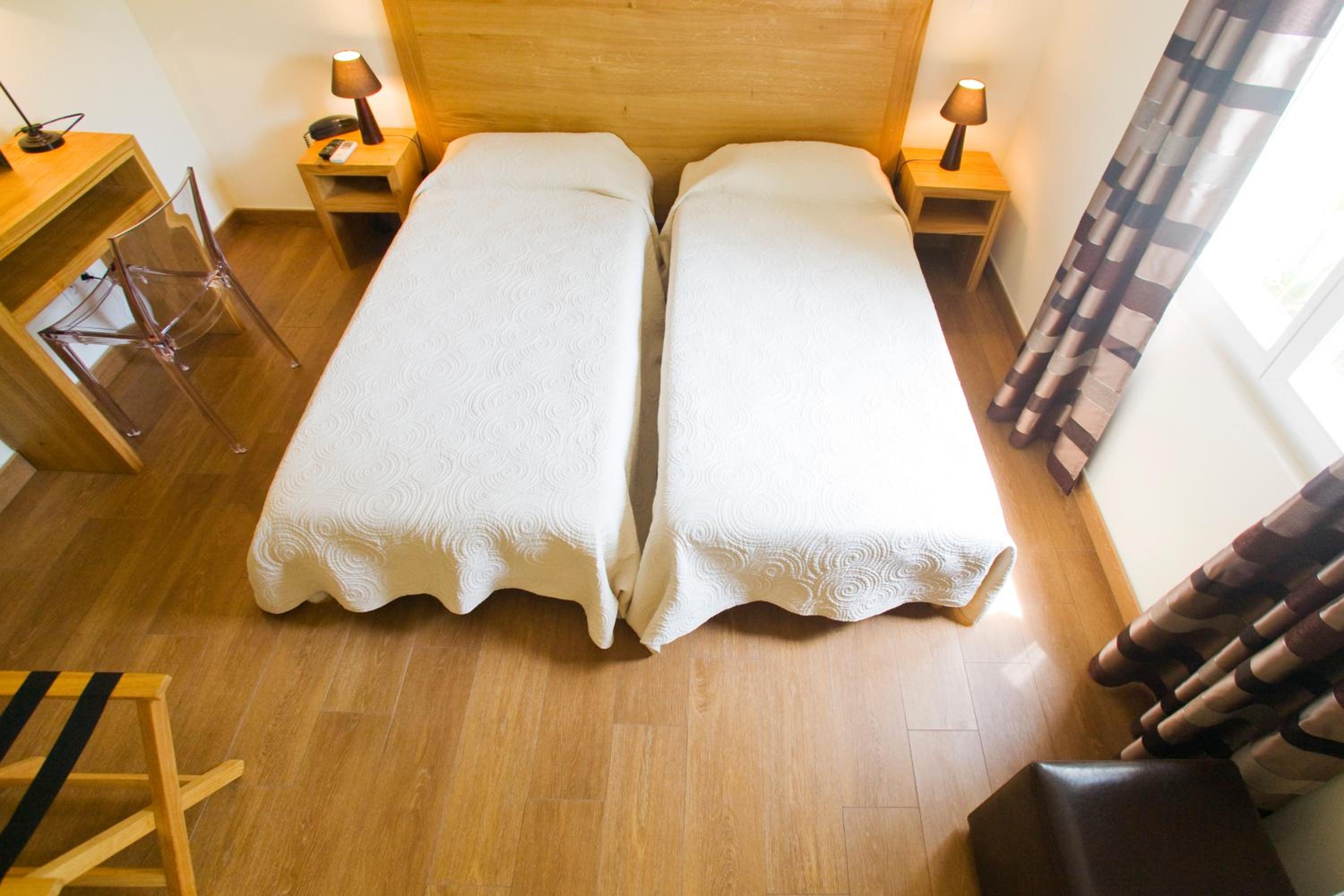 Comfort Double Room with Mountain or Garden View - Photo 6