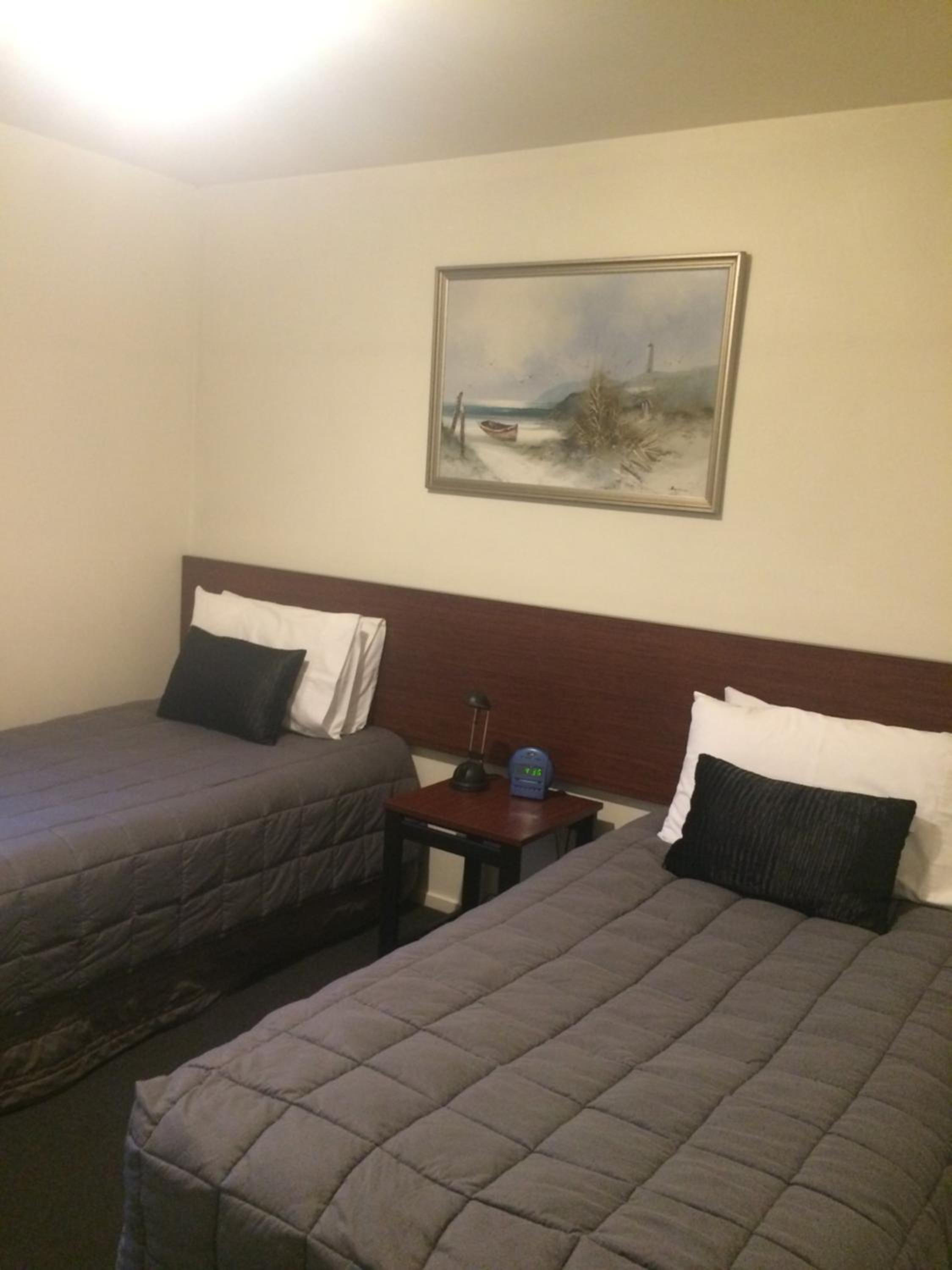 Two-Bedroom Apartment - Photo 2
