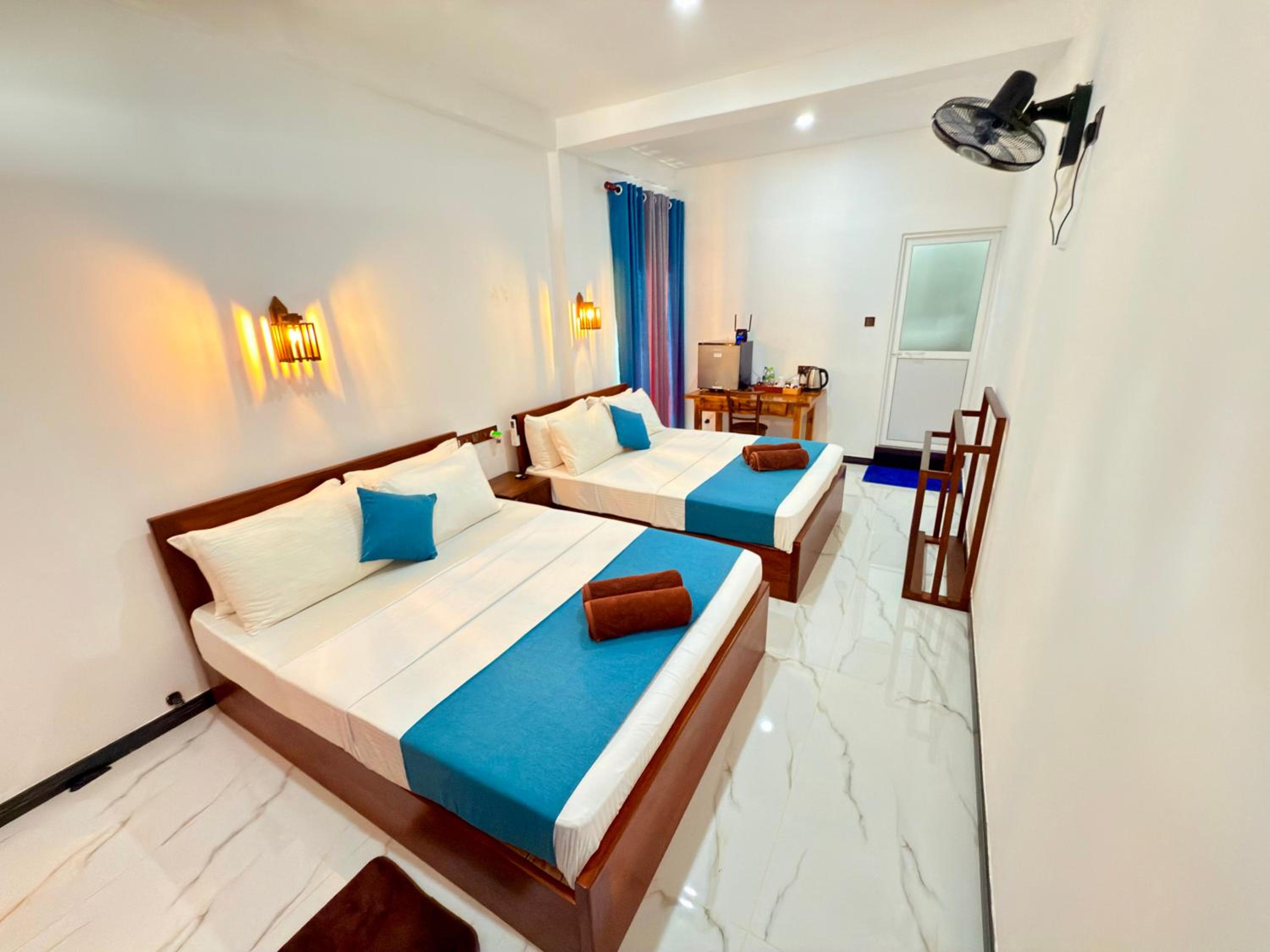 Deluxe Family Room photo 1