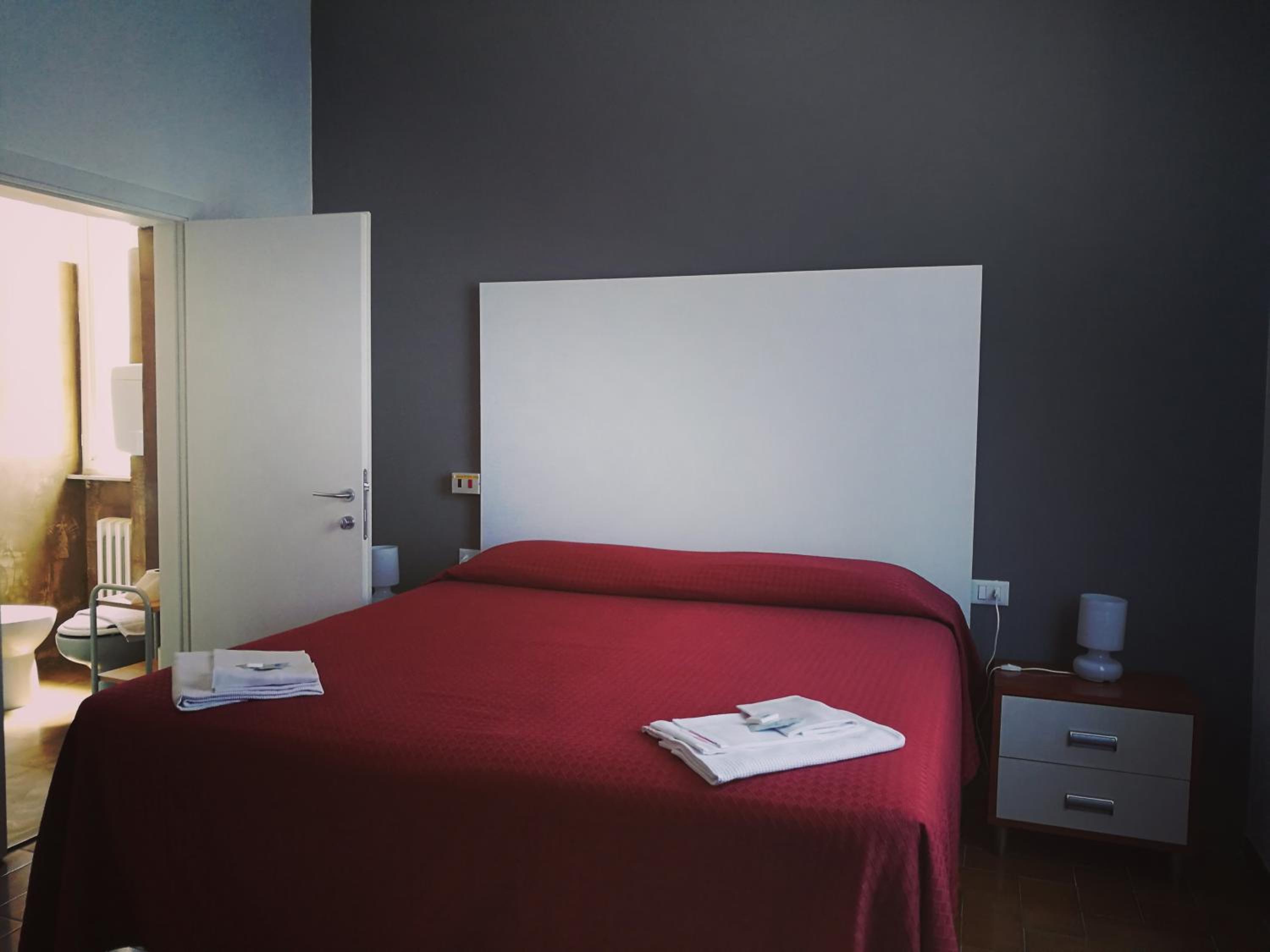 Standard Double Room photo 1