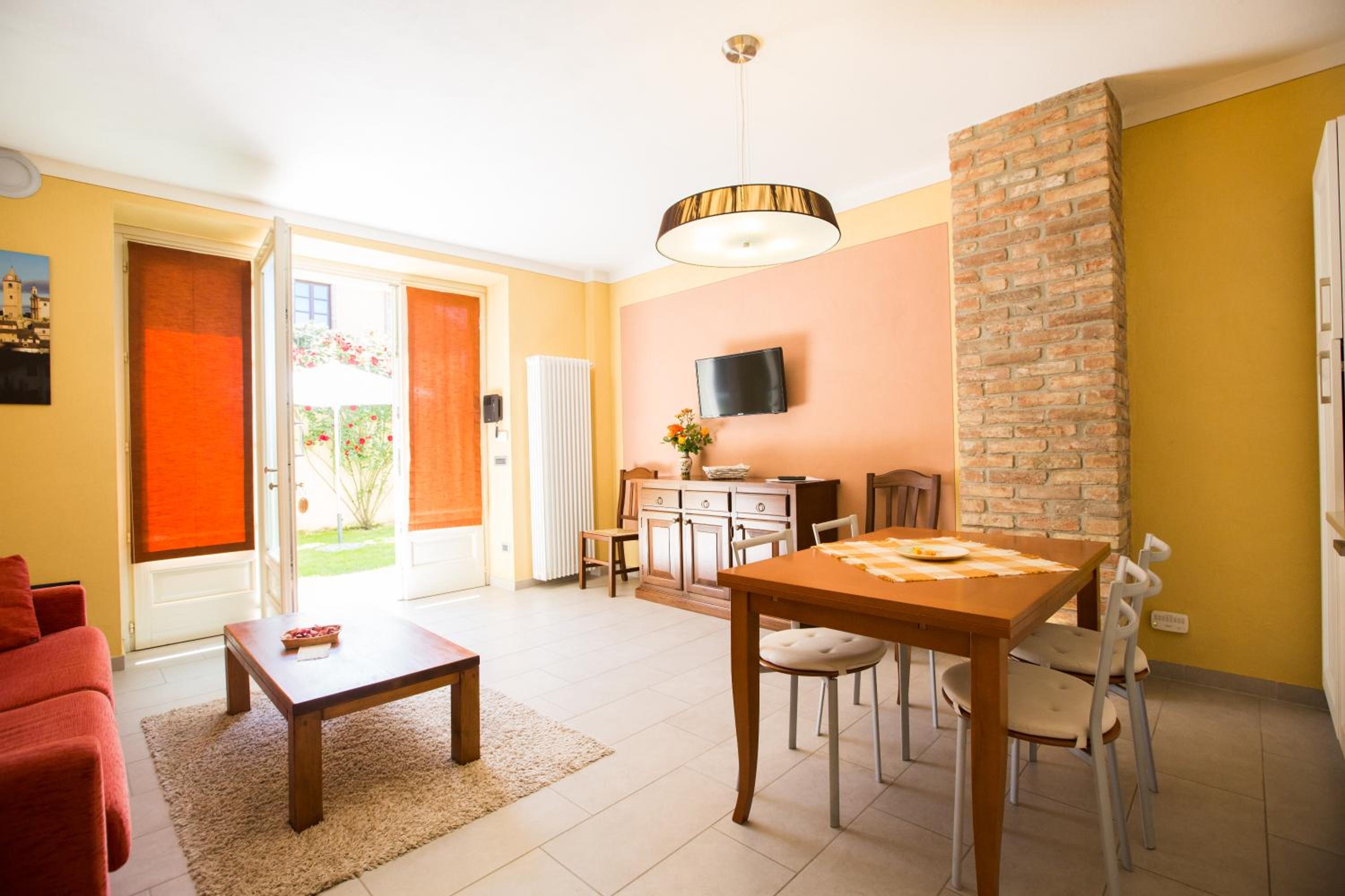 One-Bedroom Apartment with Garden View photo 3