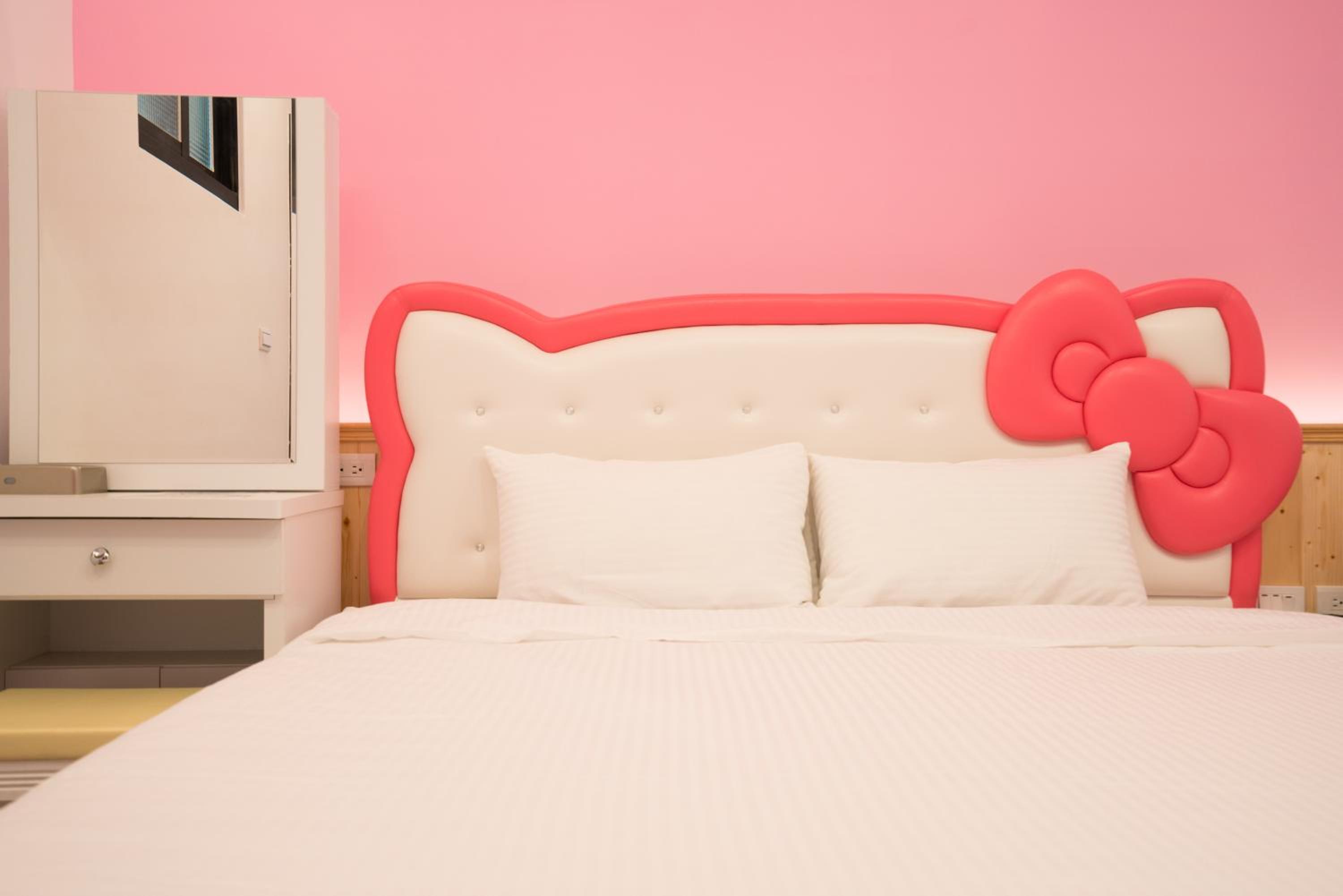 Queen Room photo 3