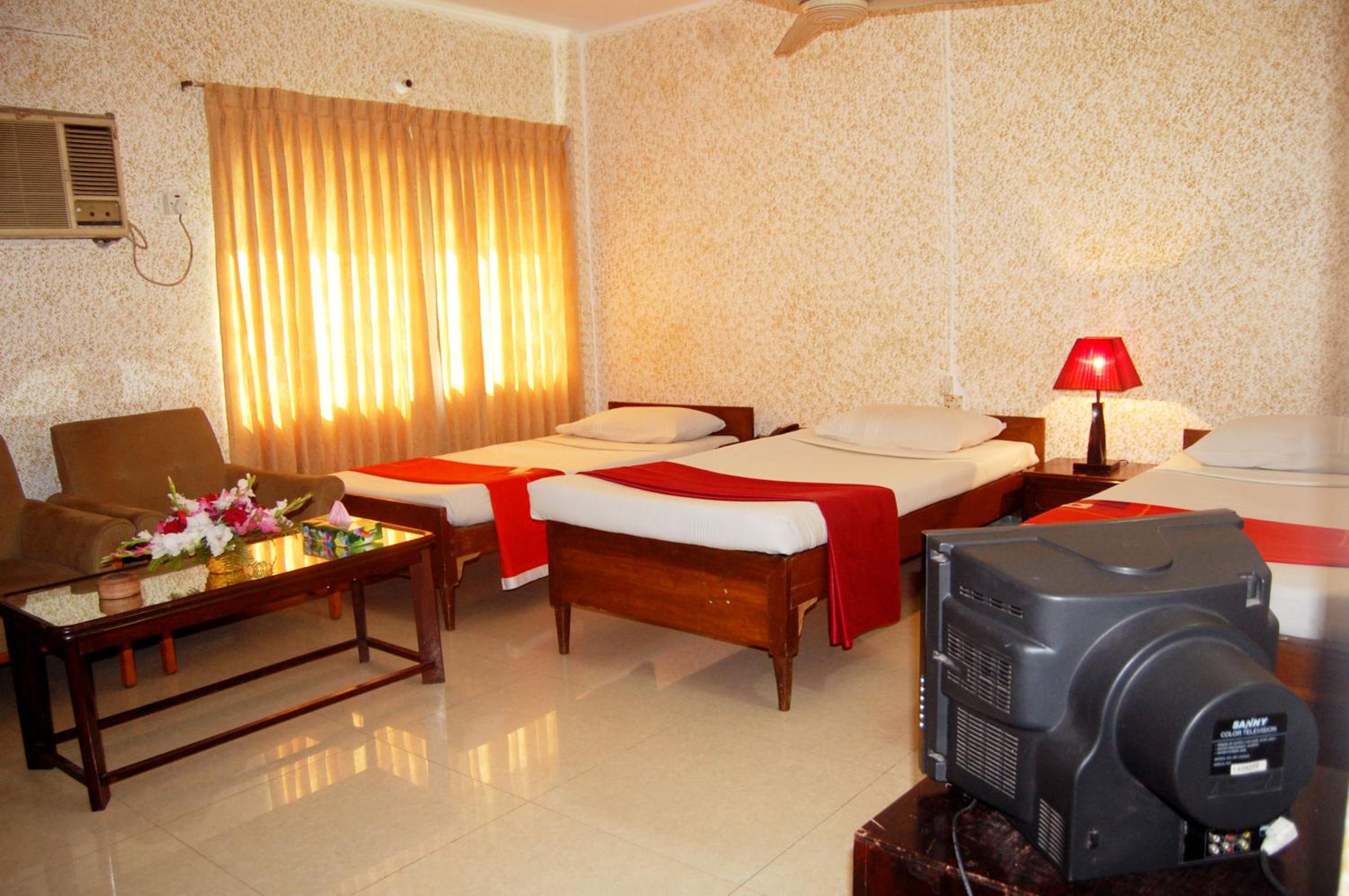 Deluxe Triple Room photo 3
