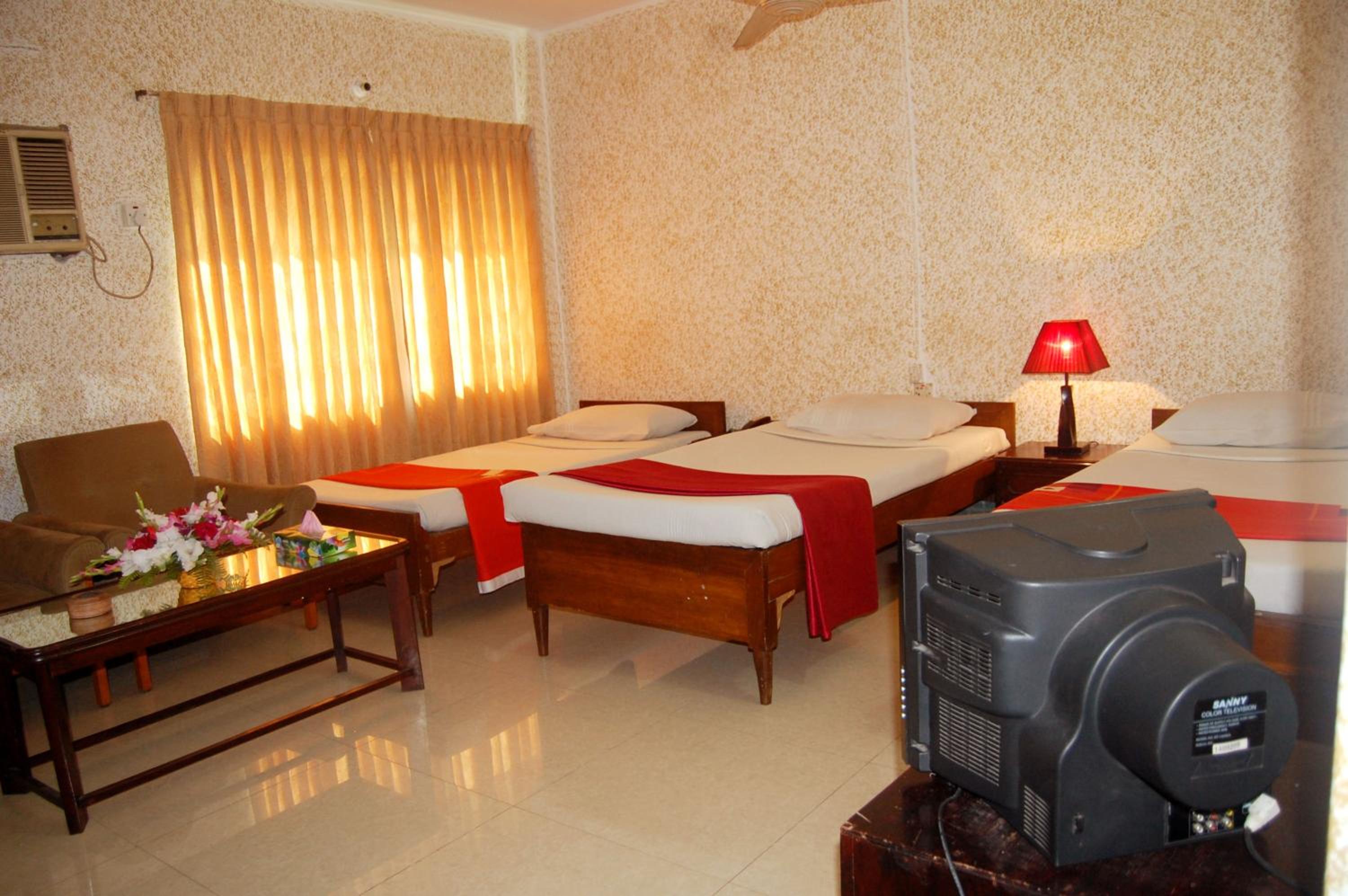 Deluxe Triple Room photo 2