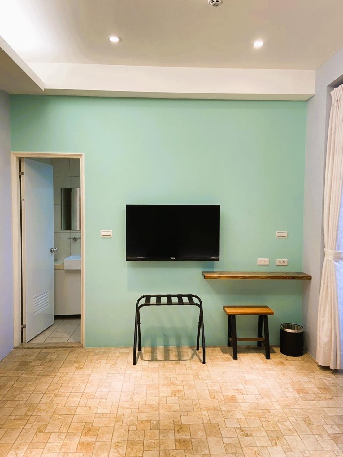 Twin Room with Balcony photo 2