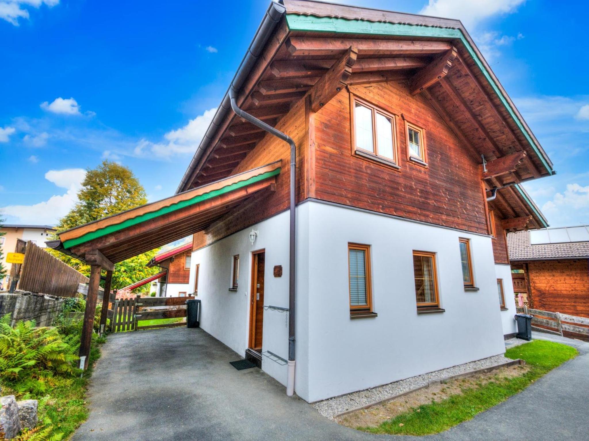 Three-Bedroom Vacation Home  photo 1
