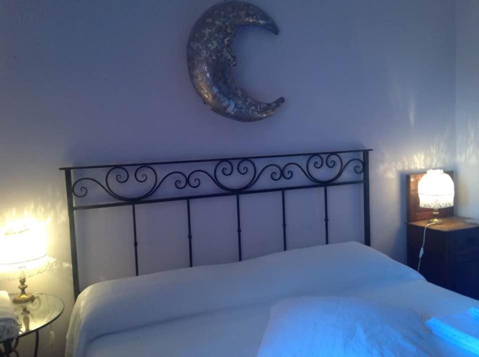 One-Bedroom Suite - Photo 9