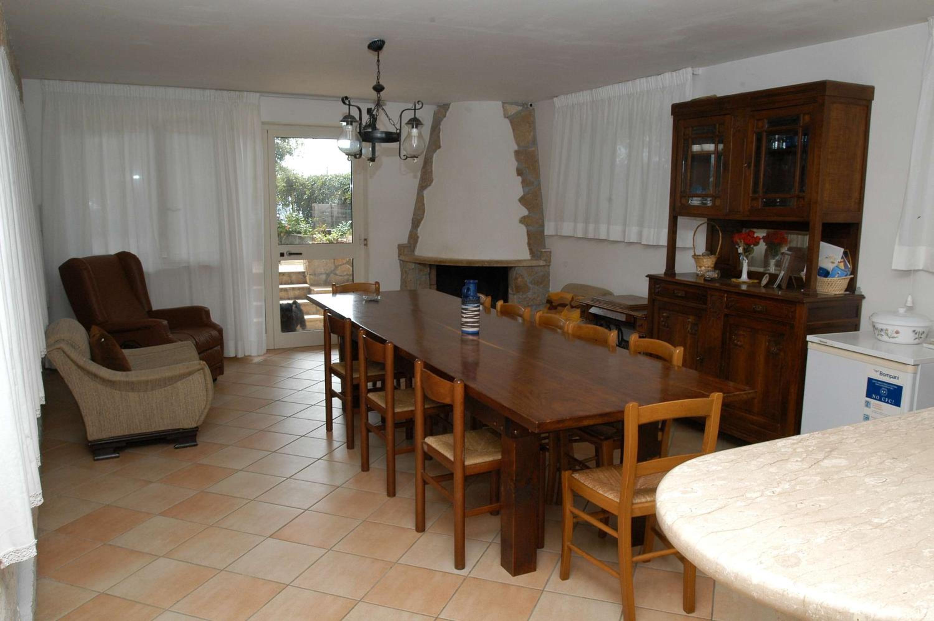 Studio with Patio photo 2