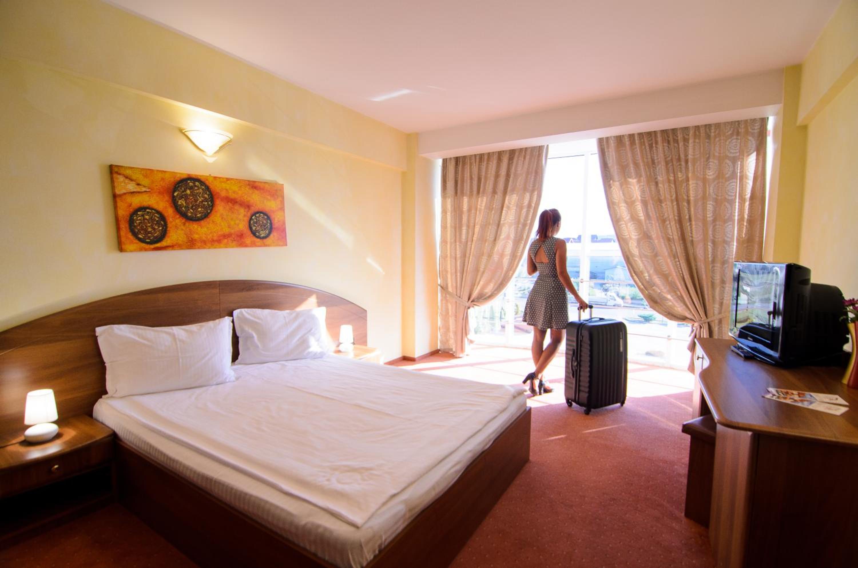 Budget Double or Twin Room photo 3