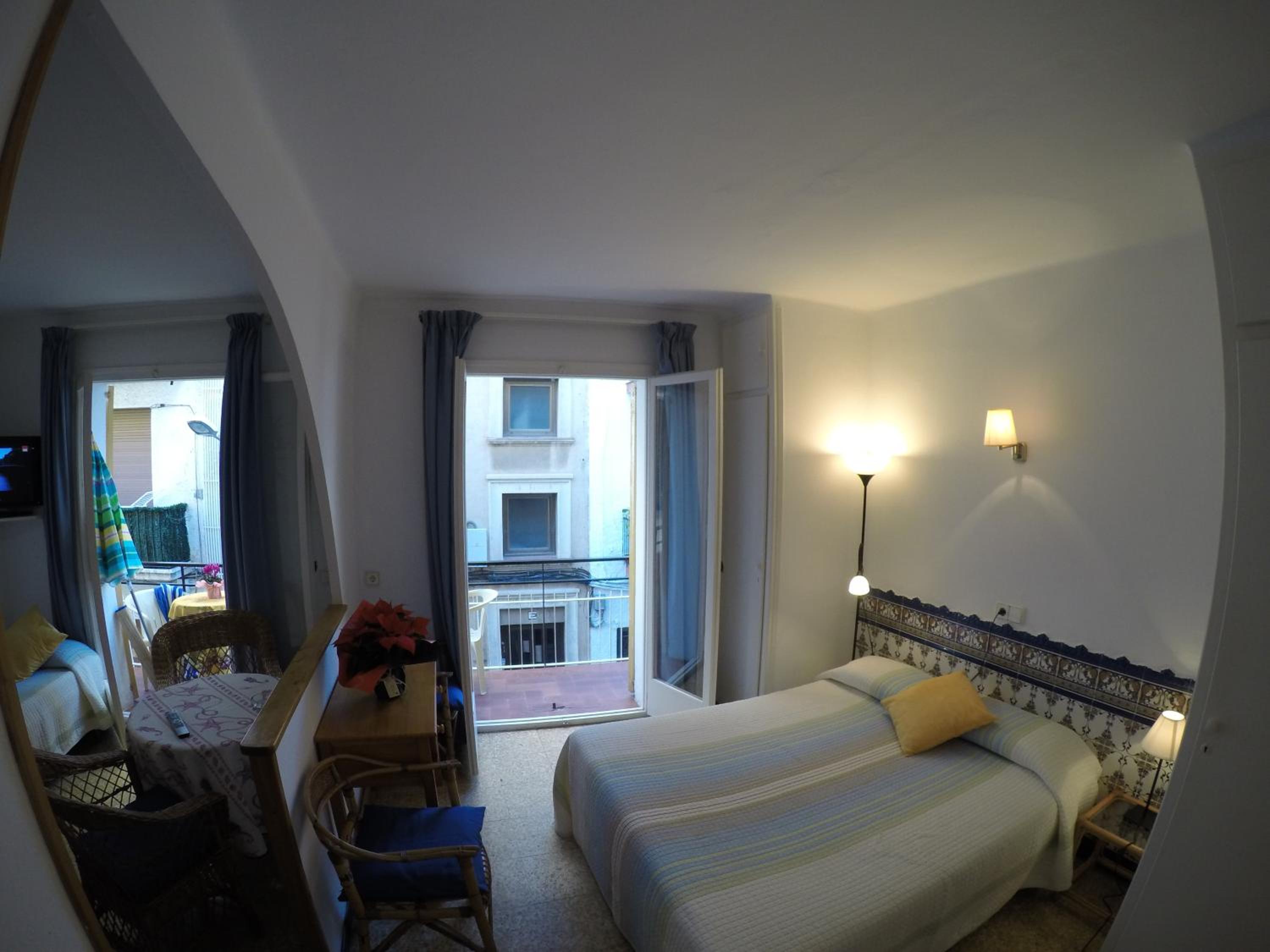 Estudio con Balcón
