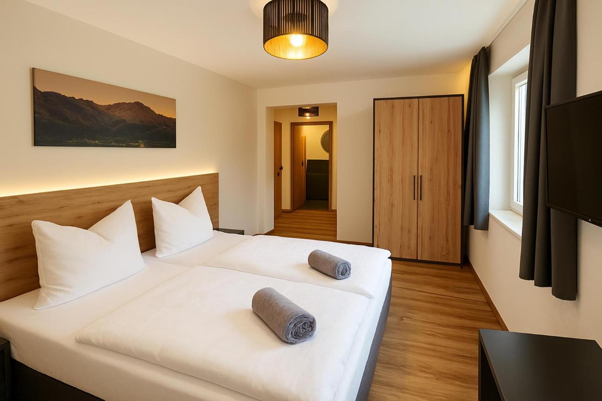 Deluxe Room - Photo 4