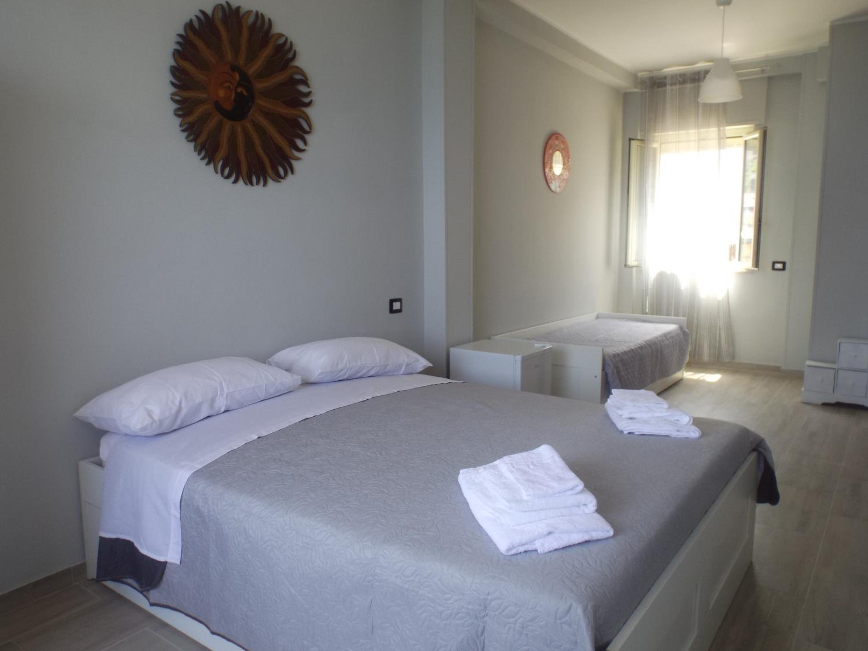 Quadruple Room With Private Bathroom photo 1